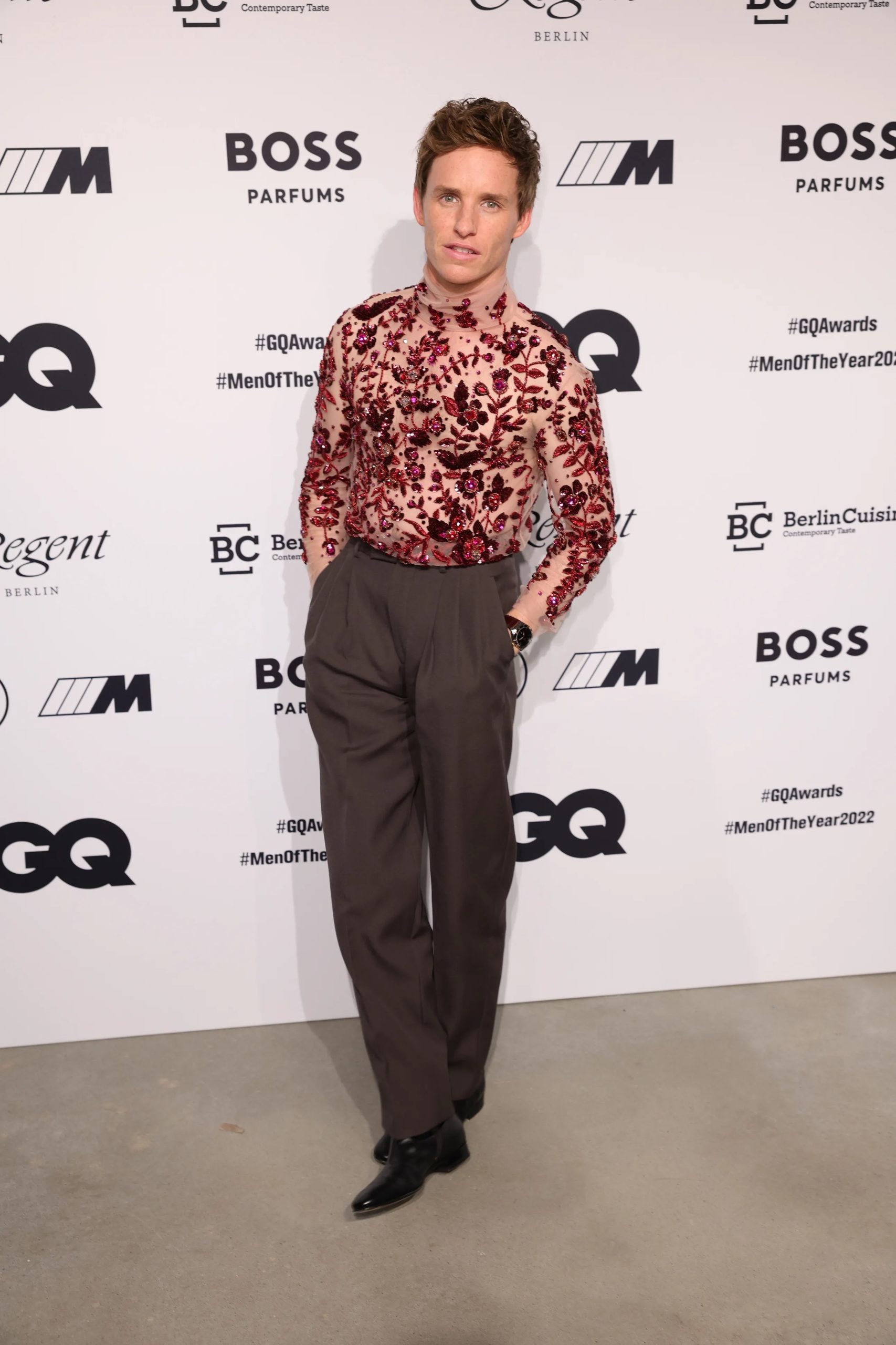 Eddie Redmayne op rode loper bij GQ feest