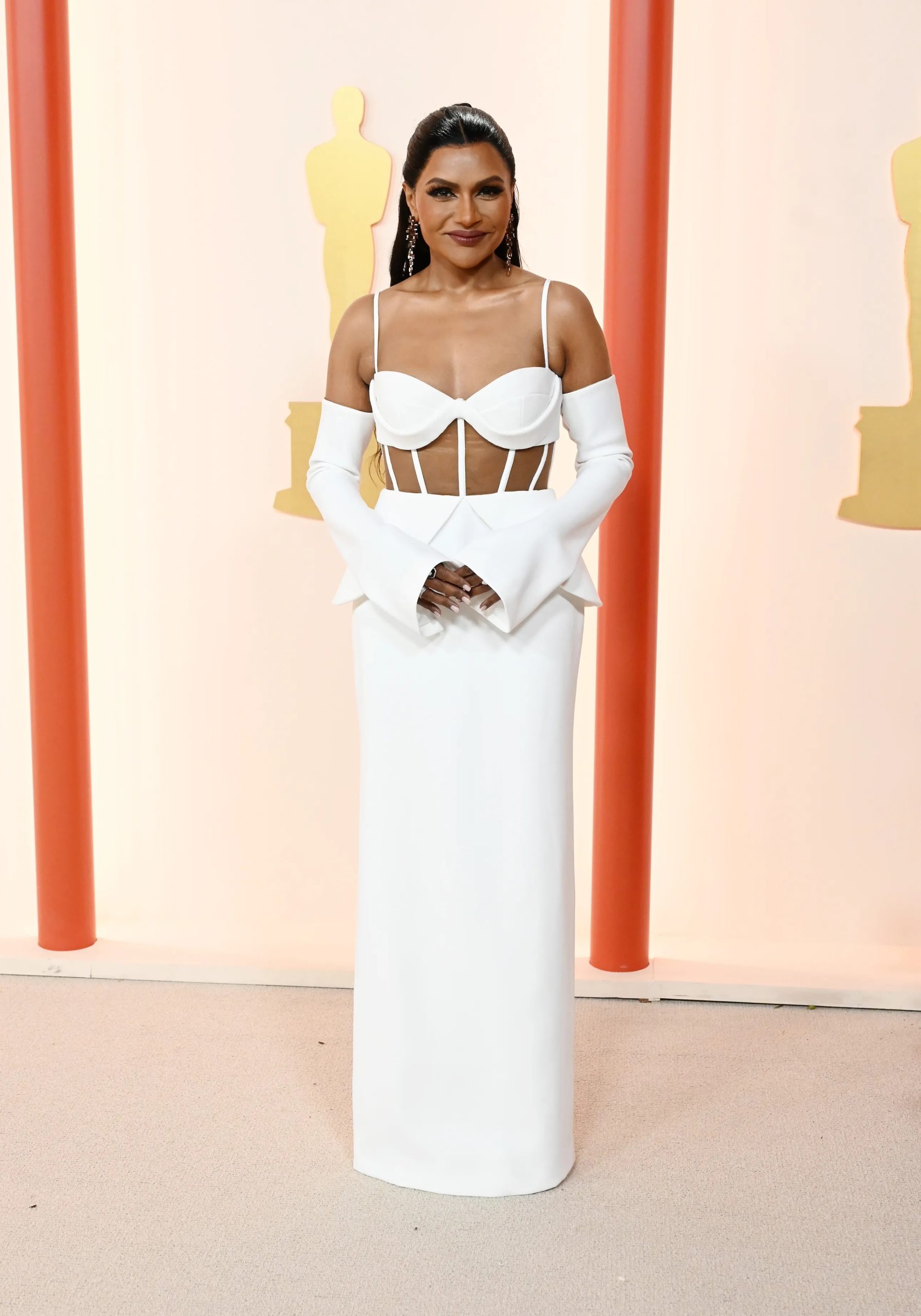 Mindy Kaling in Vera Wang