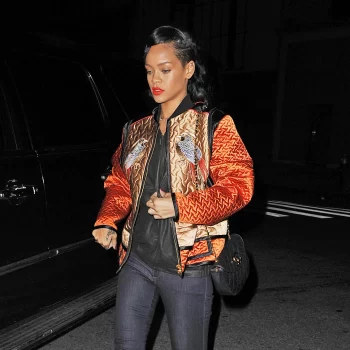 rihanna-is-al-jarenlang-fan-van-deze-betaalbare-schoenen-247945