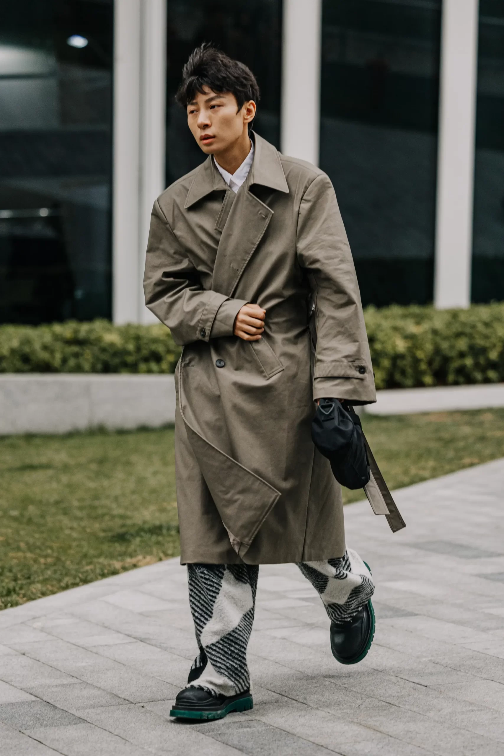 Streetstyle tijdens Shanghai Fashion Week herfst/winter 2023