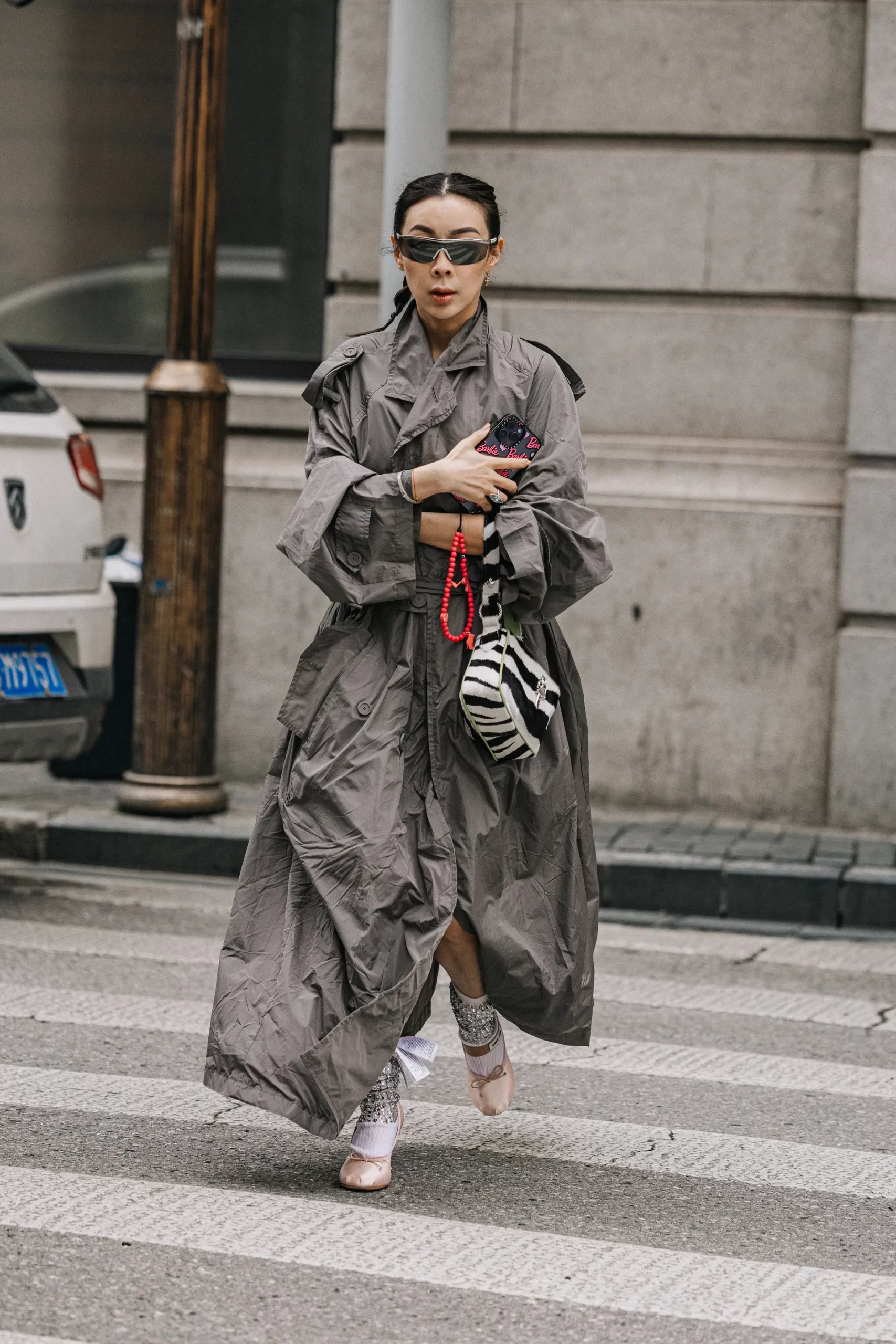 Streetstyle tijdens Shanghai Fashion Week herfst/winter 2023 shows