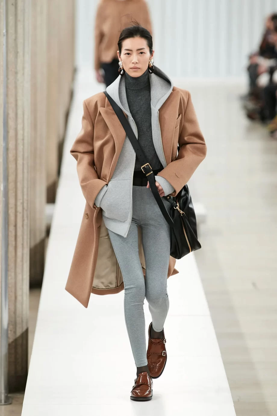 5-makkelijke-stylinghacks-waardoor-je-look-deze-lente-meteen-cool-aanvoelt-247629