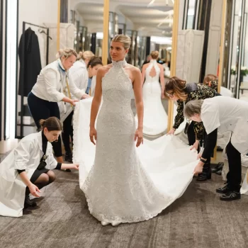 sofia-richie-is-getrouwd-kijk-mee-tijdens-de-fitting-van-haar-3-custom-bruidslooks-van-chanel-251125