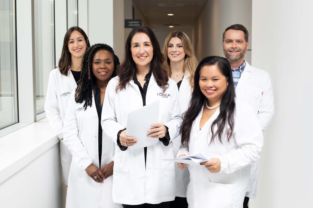 Elisabeth Bouhadana en de wetenschappers achter je beautyproducten