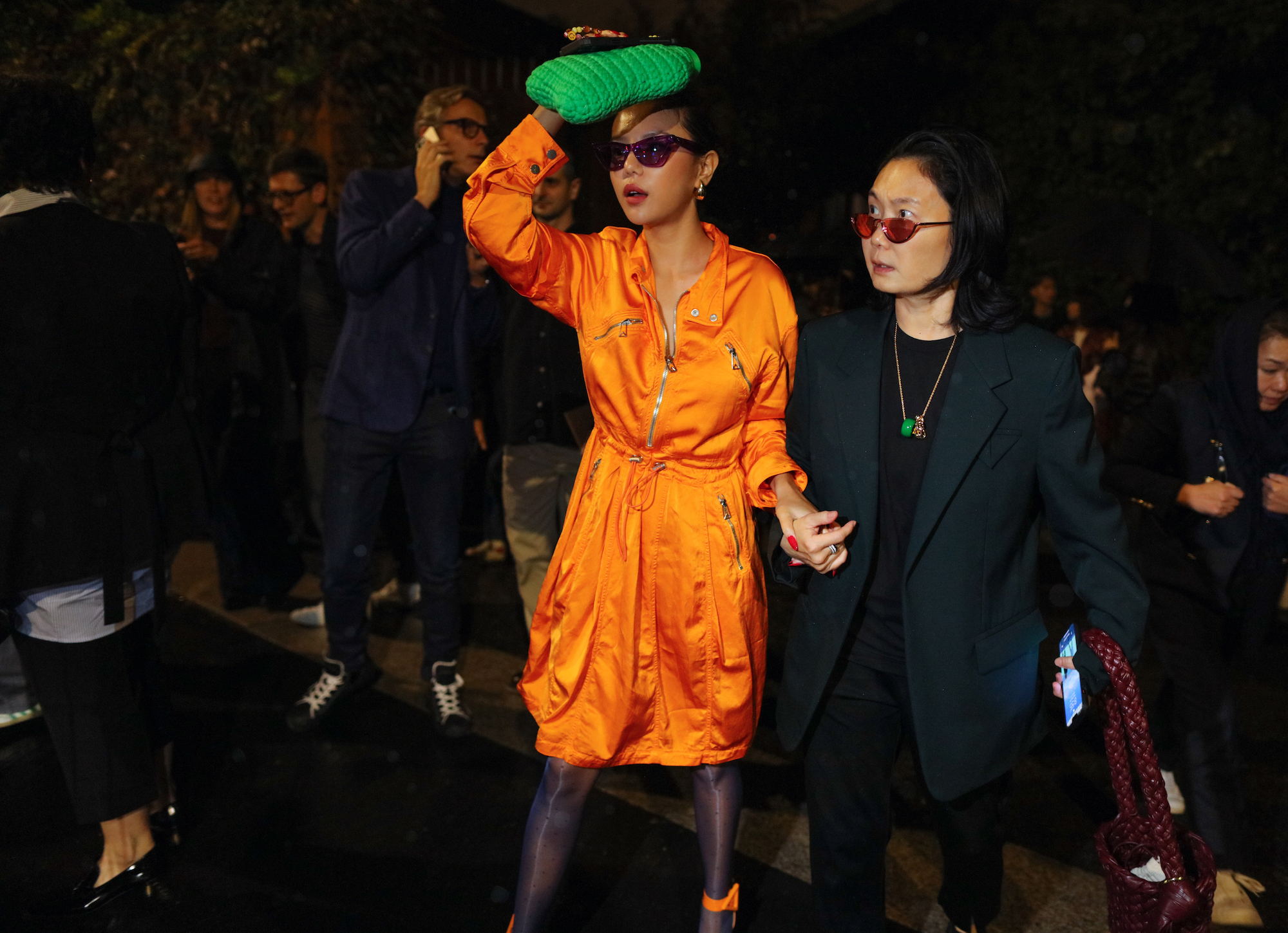 Streetstyle met oranje items