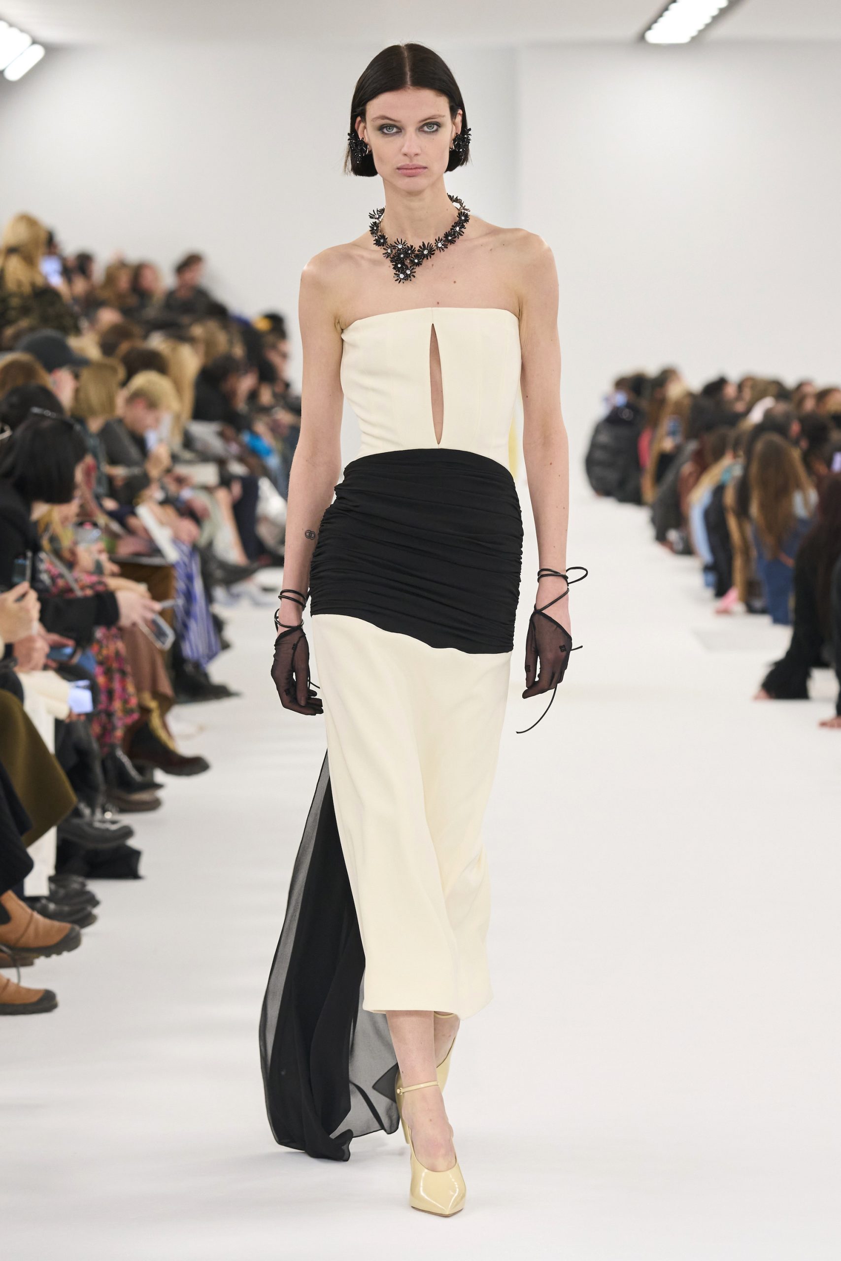 Een van de beste catwalkmomenten van Mila van Eeten