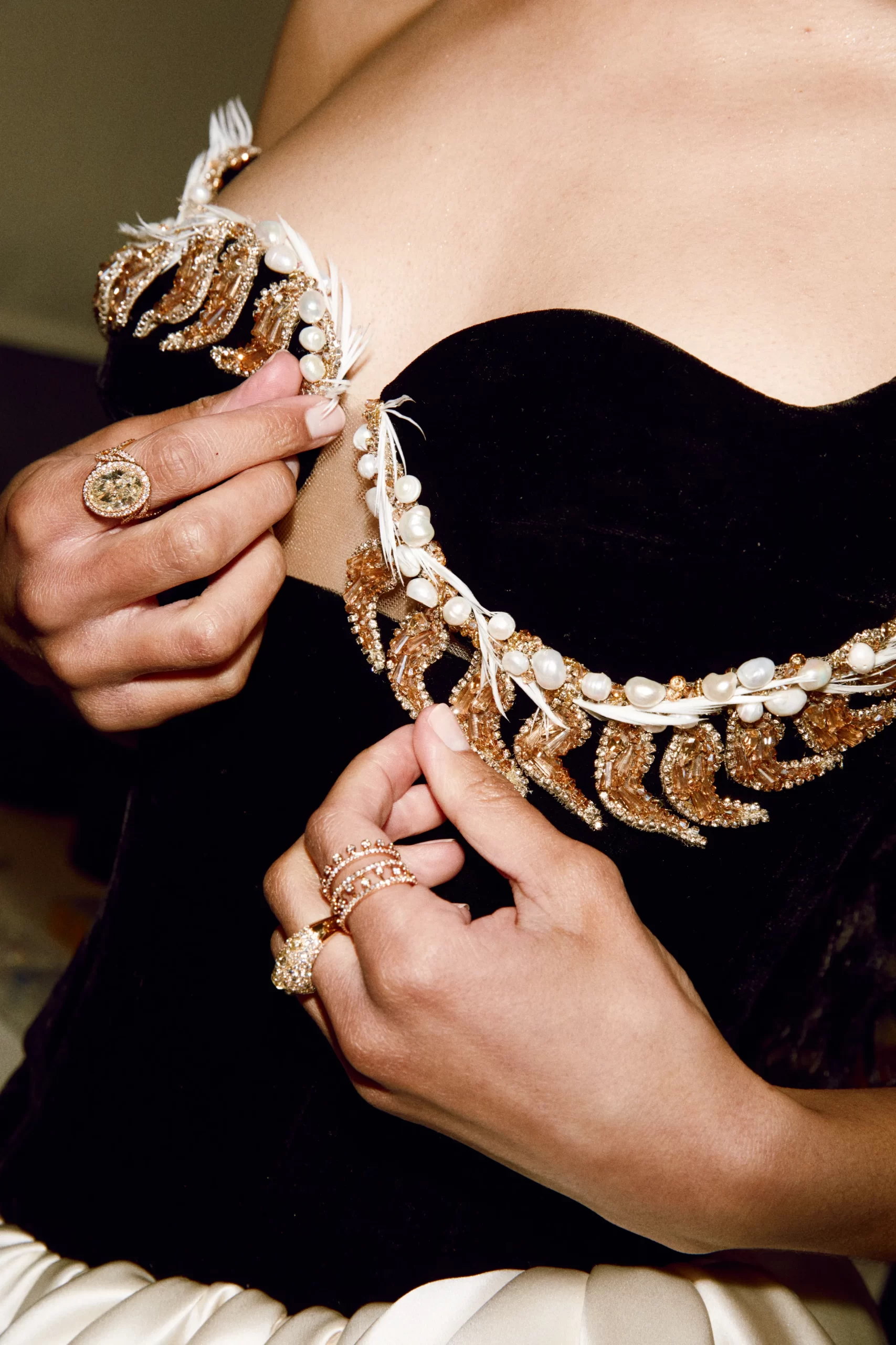 De details van India's premièrelook