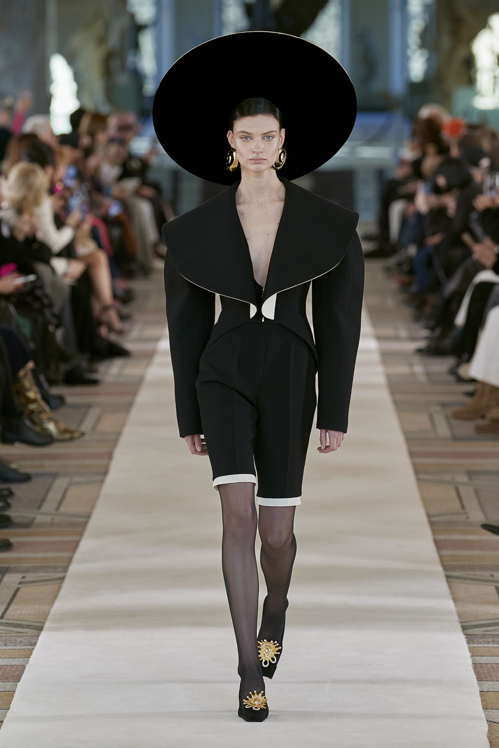 Schiaparelli couture lente/zomer 2022