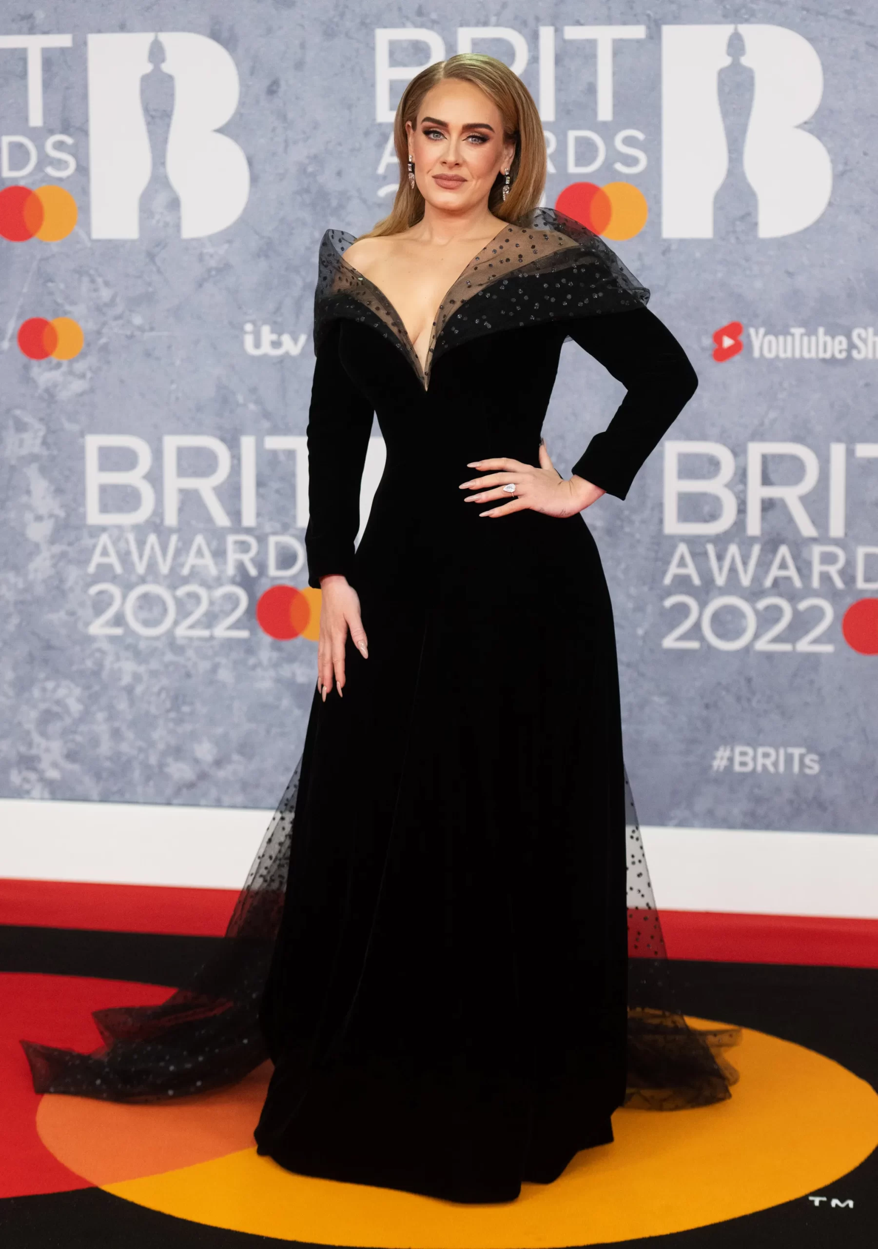 Adele bij de Brit Awards 2022