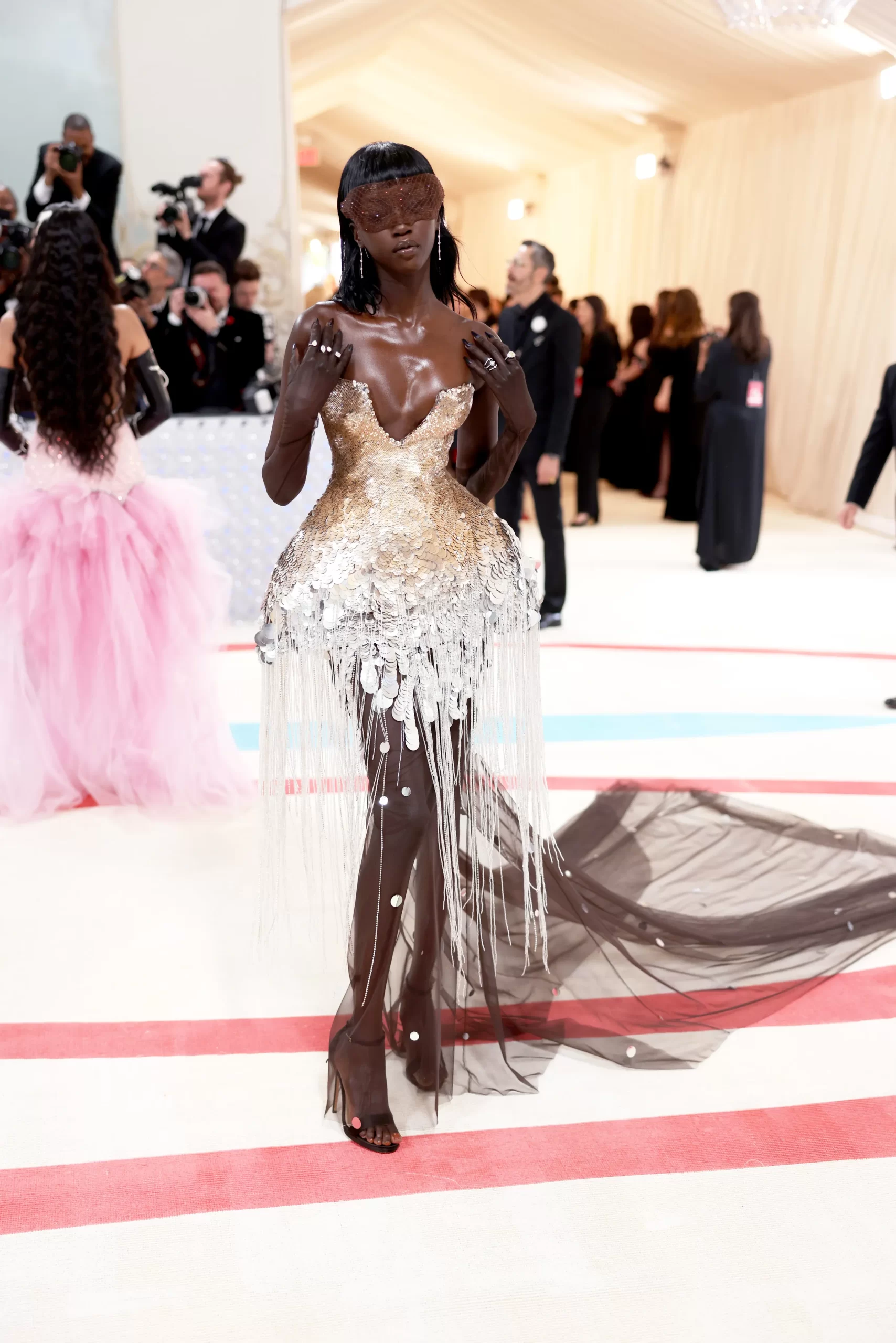 Anok Yai in Prabal Gurung is een van de beste looks van het Met Gala 2023