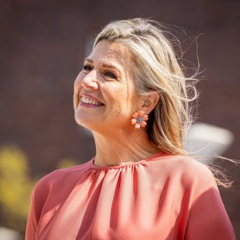 oranje-boven-koningin-maxima-gaat-van-top-tot-teen-in-chic-oranje-255734