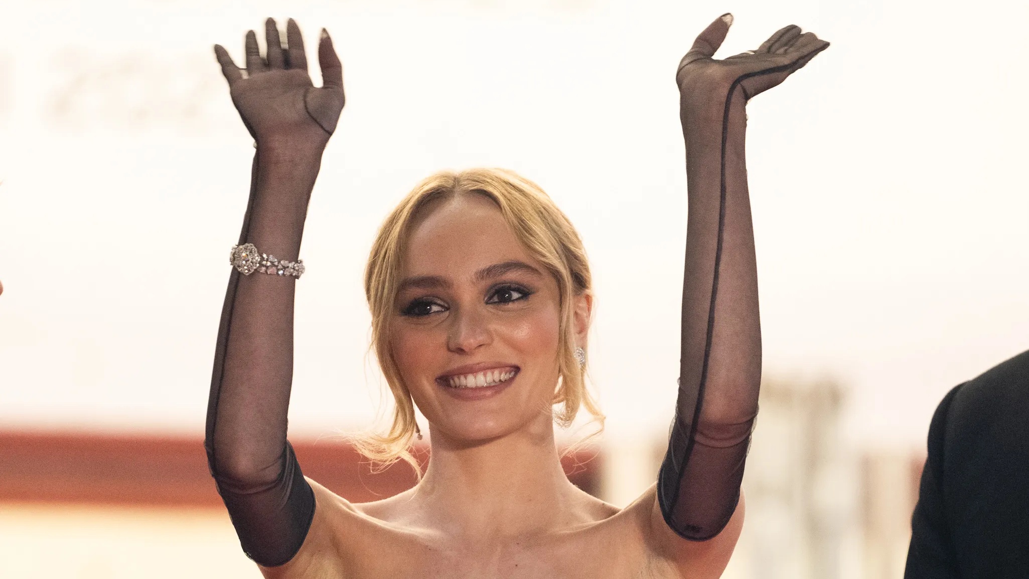 lily rose depp chanel sunglasses