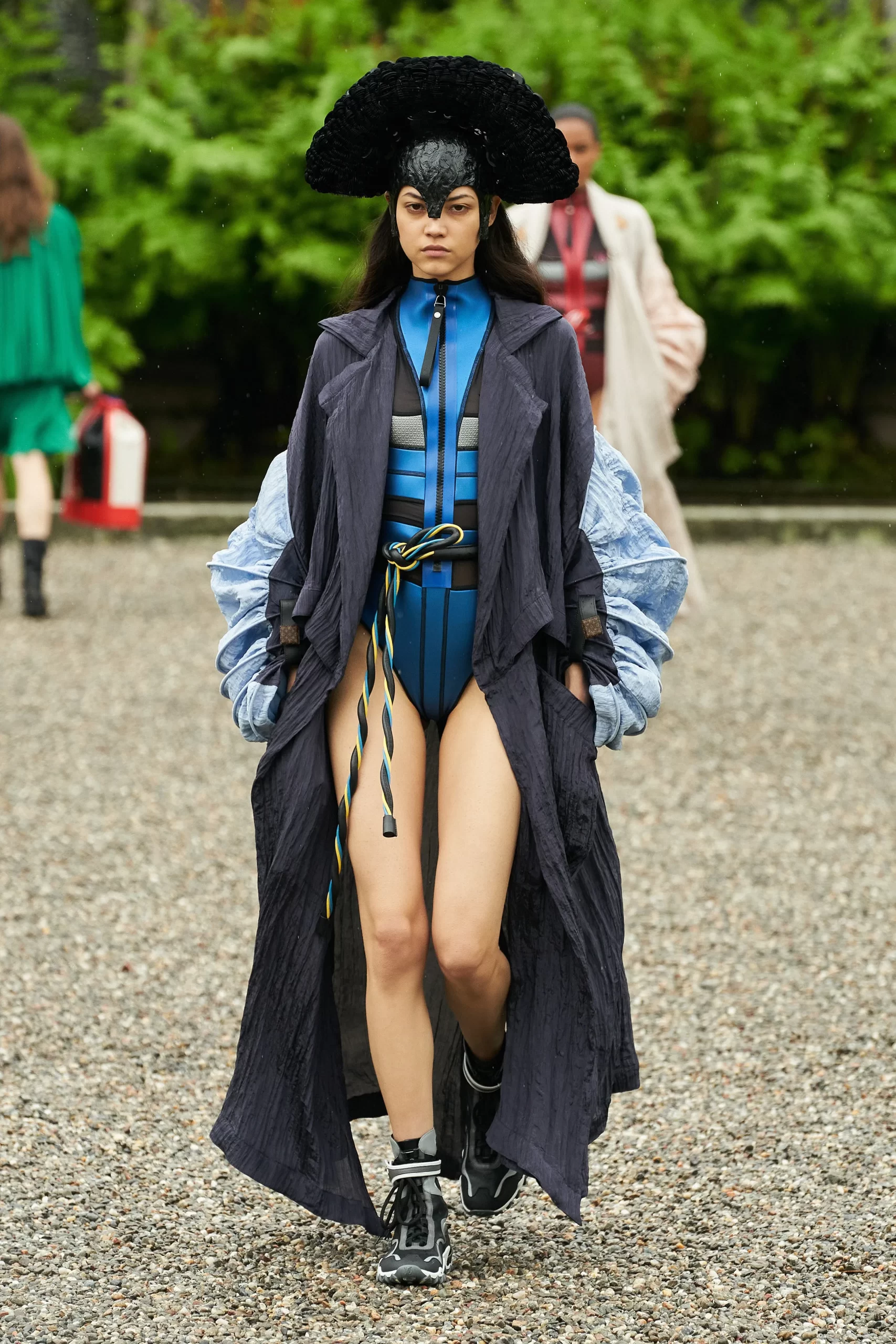 Een look uit de show van LV op Isola Bella