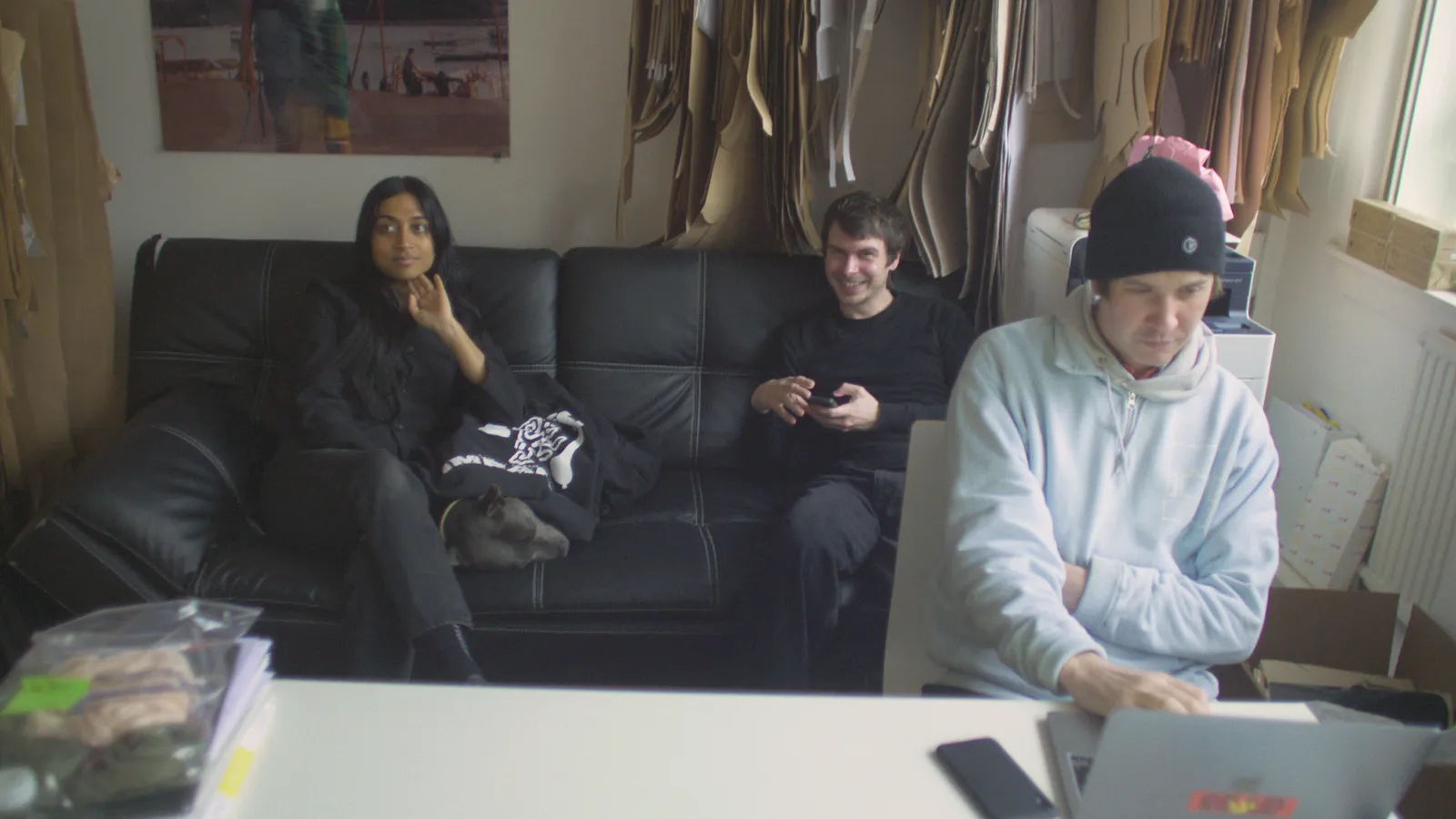 Supriya Lele in haar studio in London 