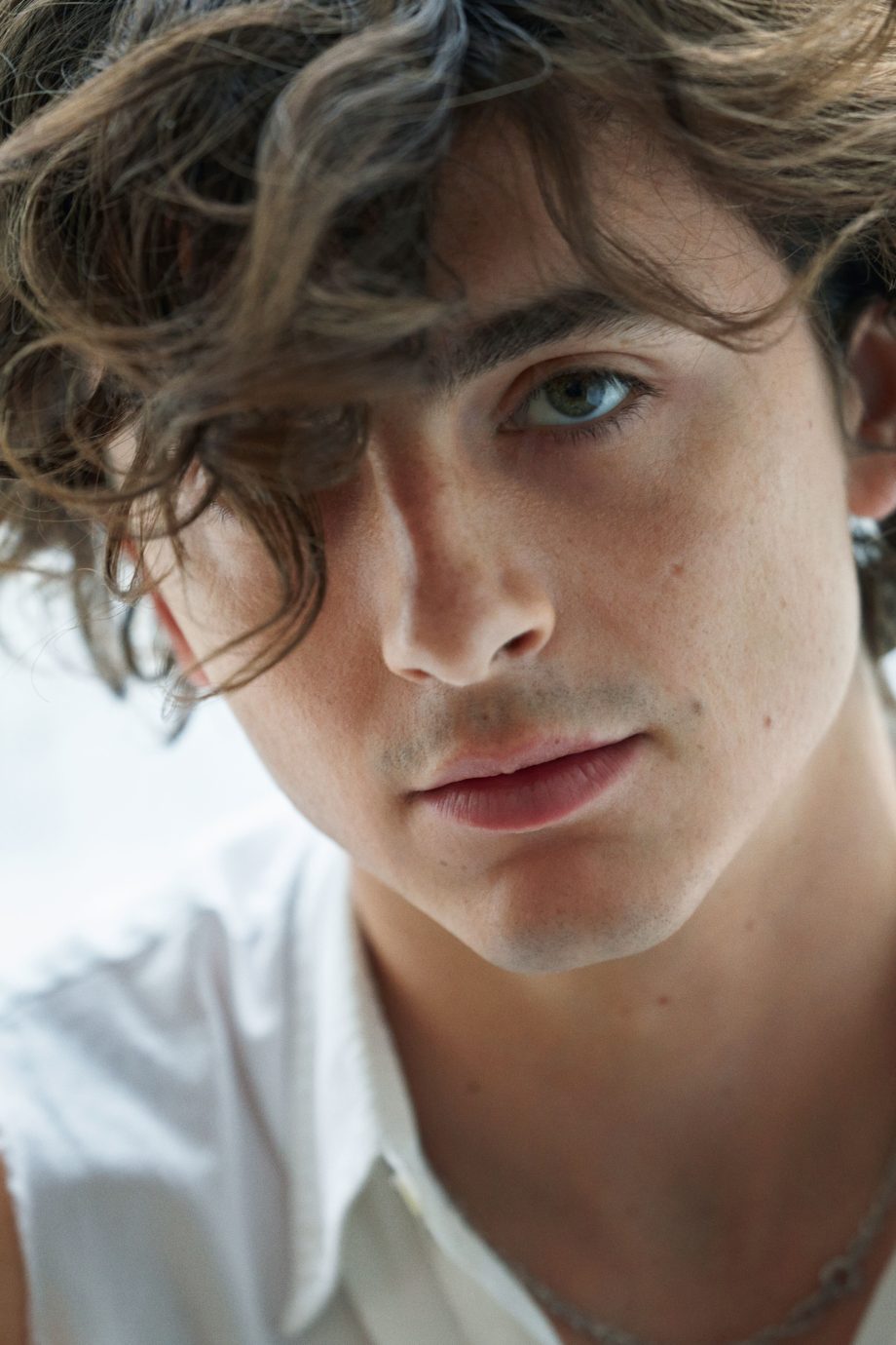 een-exclusief-interview-met-timothee-chalamet-het-nieuwe-gezicht-van-bleu-de-chanel-253959