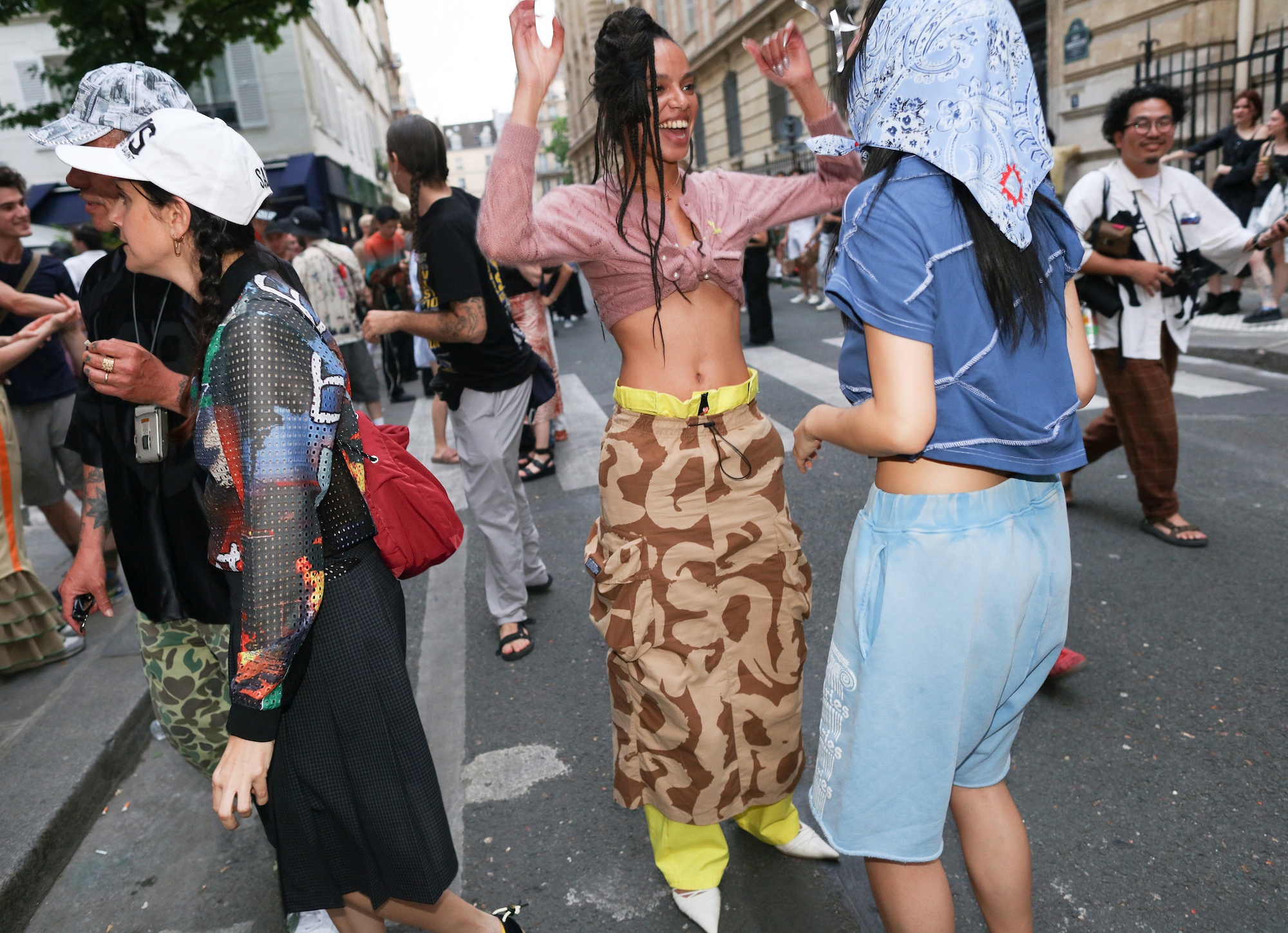 Streetstyle tijdens de mannenmodeweek in Parijs