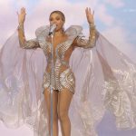 Beyoncé in een custom look van Iris van Herpen