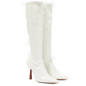 Witte laarzen van Gia Borghini