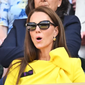 deze-fotos-bewijzen-dat-kate-middleton-altijd-de-enthousiastste-supporter-op-wimbledon-is-257758