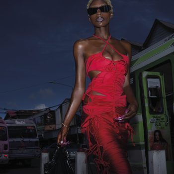 visual-artist-sheila-pinas-en-stylist-esmeralda-tan-leggen-de-schoonheid-van-suriname-vast-in-vogue-serie-259959