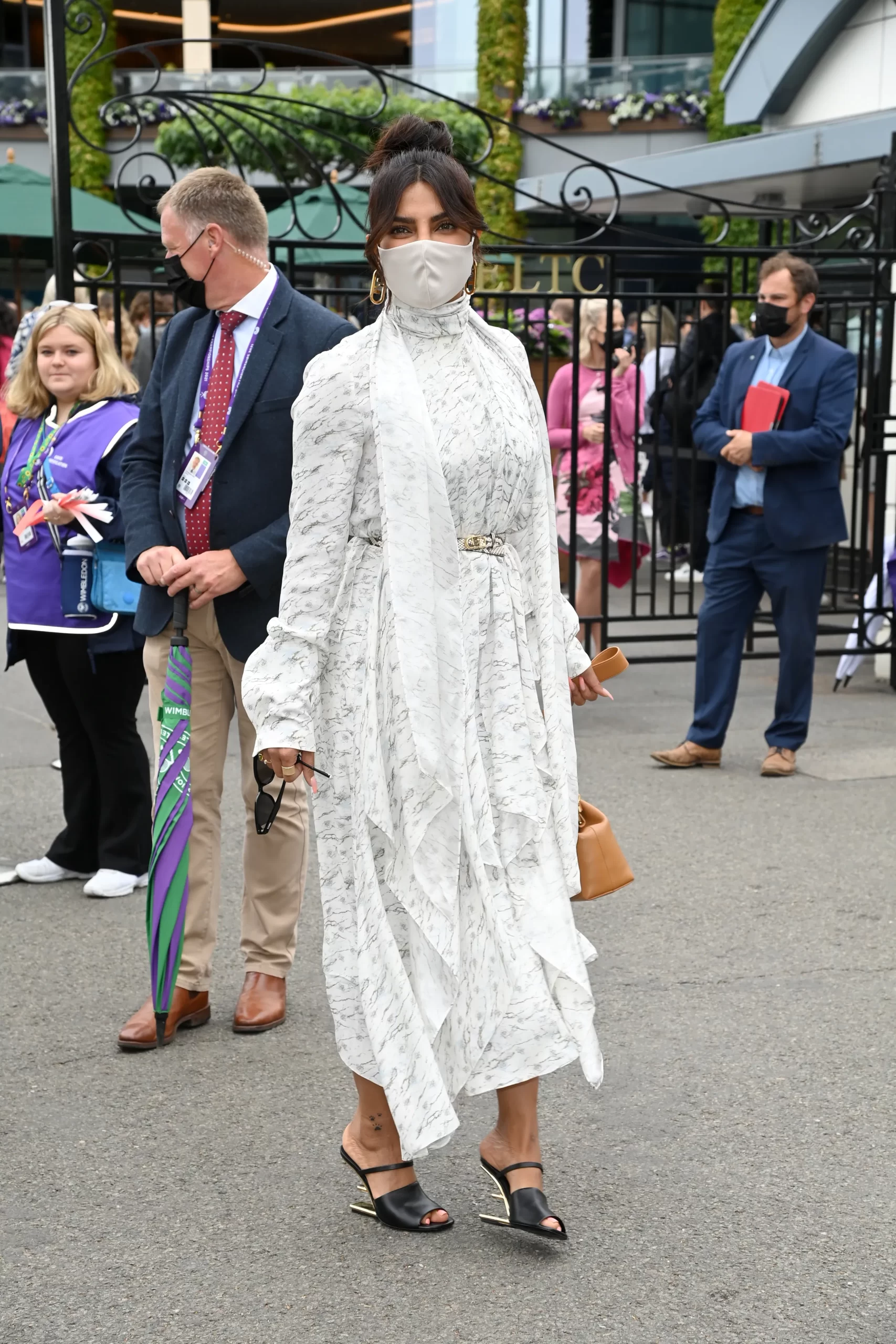 Priyanka in een fendi look als fashion moment op Wimbledon