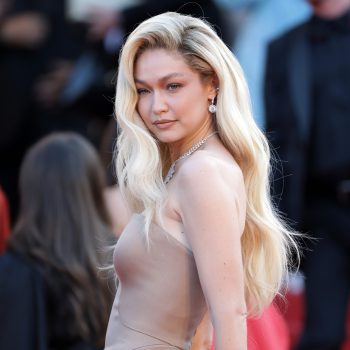 de-beachy-waves-van-gigi-hadid-zijn-de-definitie-van-hot-girl-summer-262087