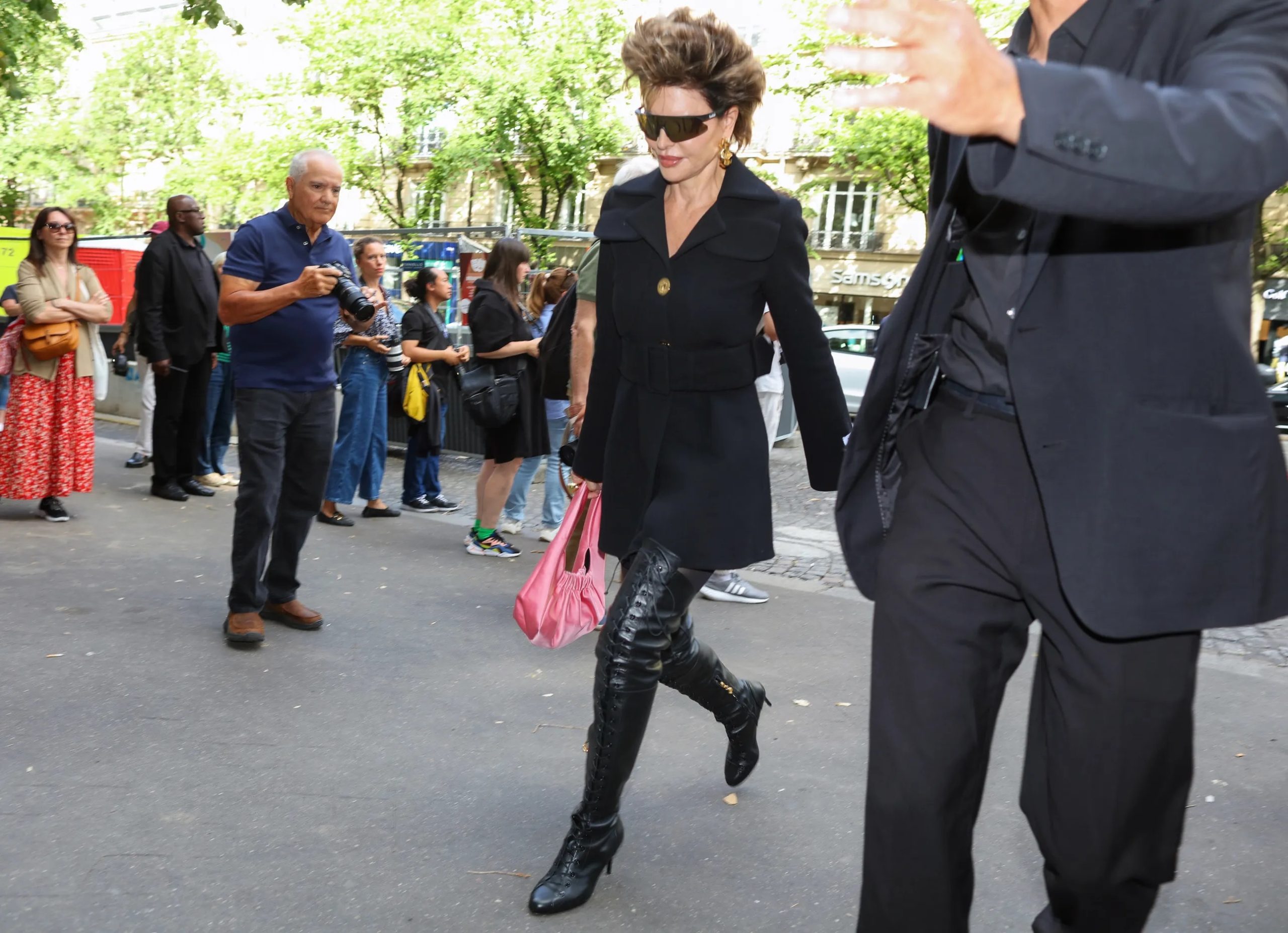 Paris couture fashion week Lisa rinna
