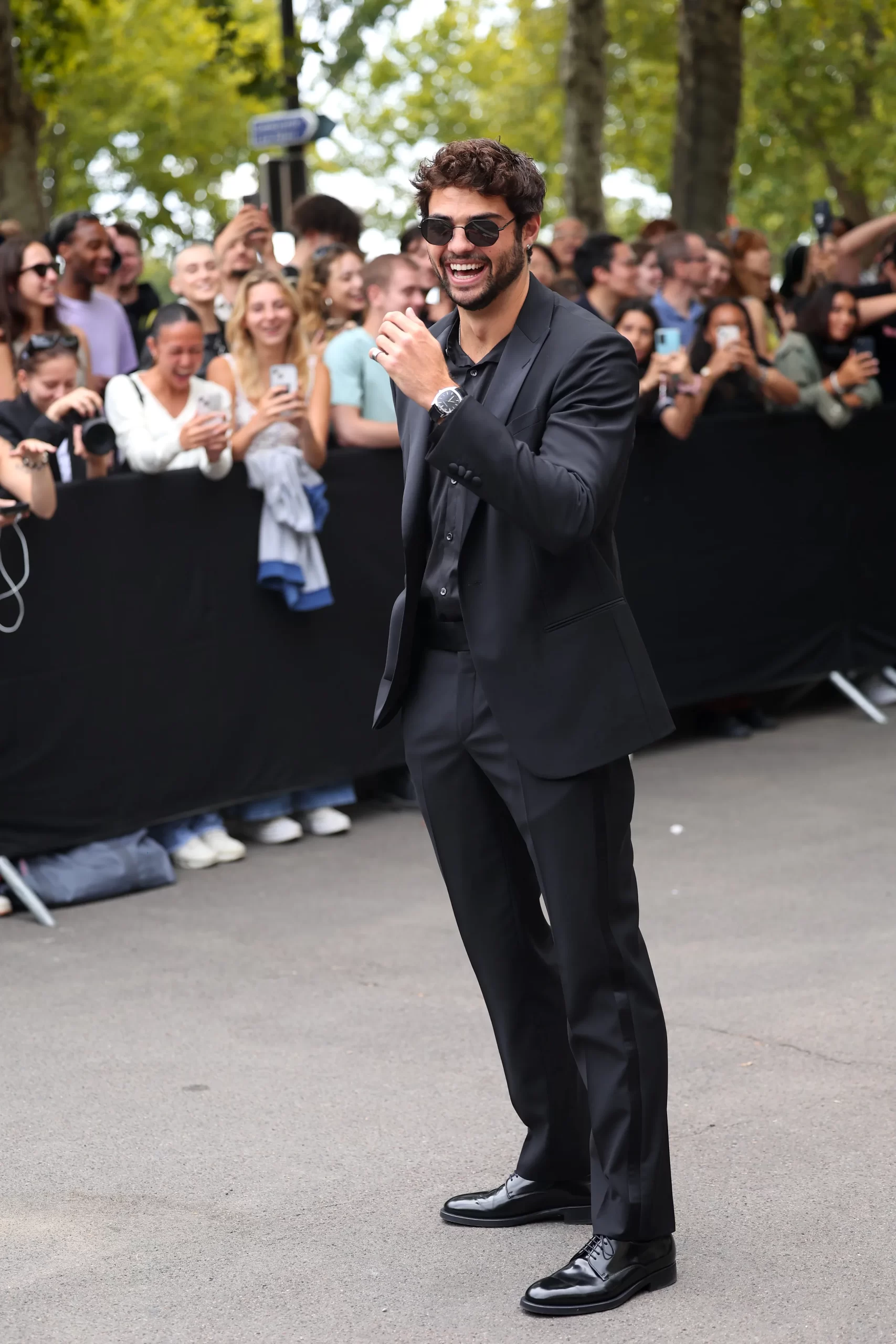 Noah Centineo bij Armani