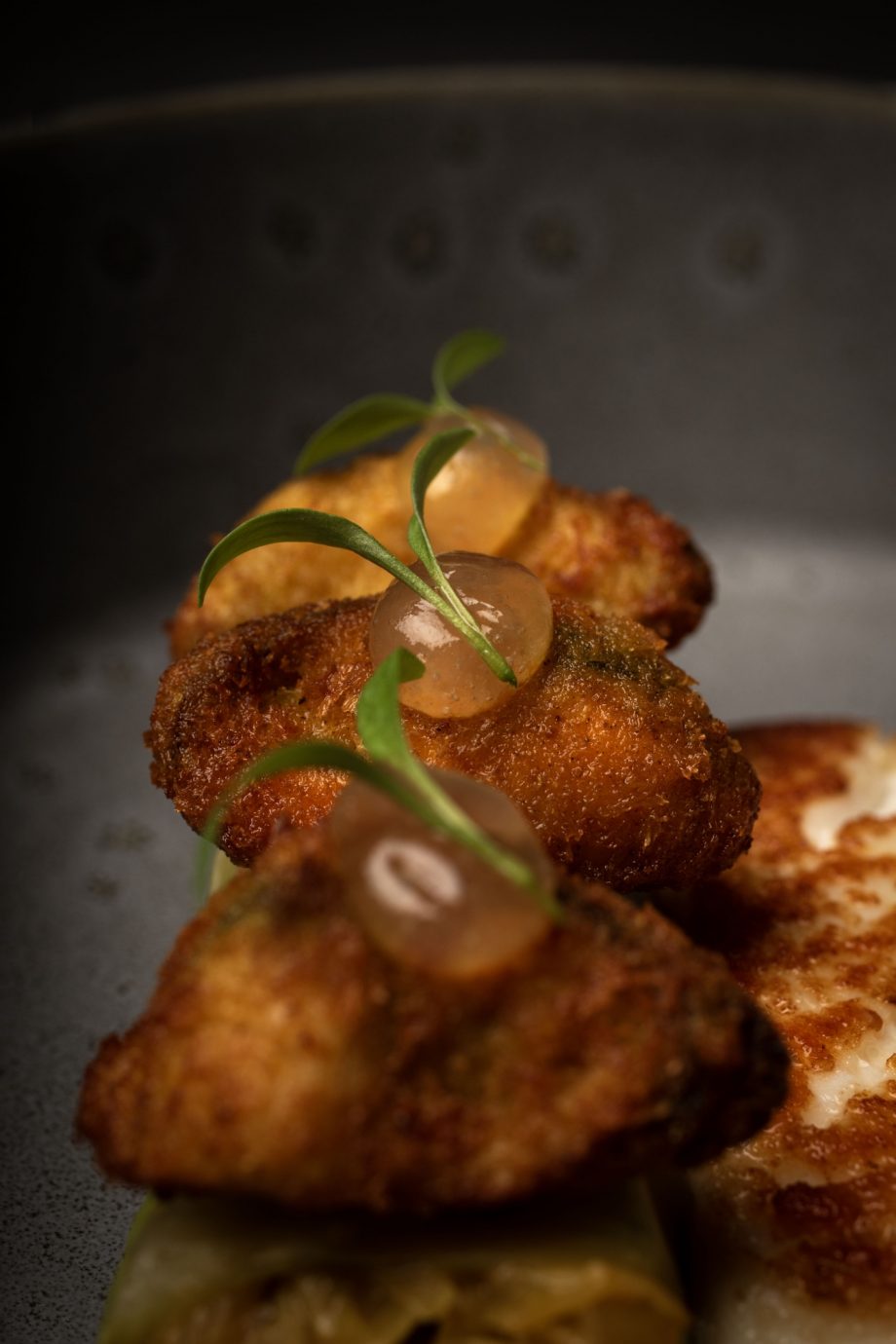 leiden-zit-vol-culinaire-hotspots-bij-deze-restaurants-wil-je-aan-het-diner-354064