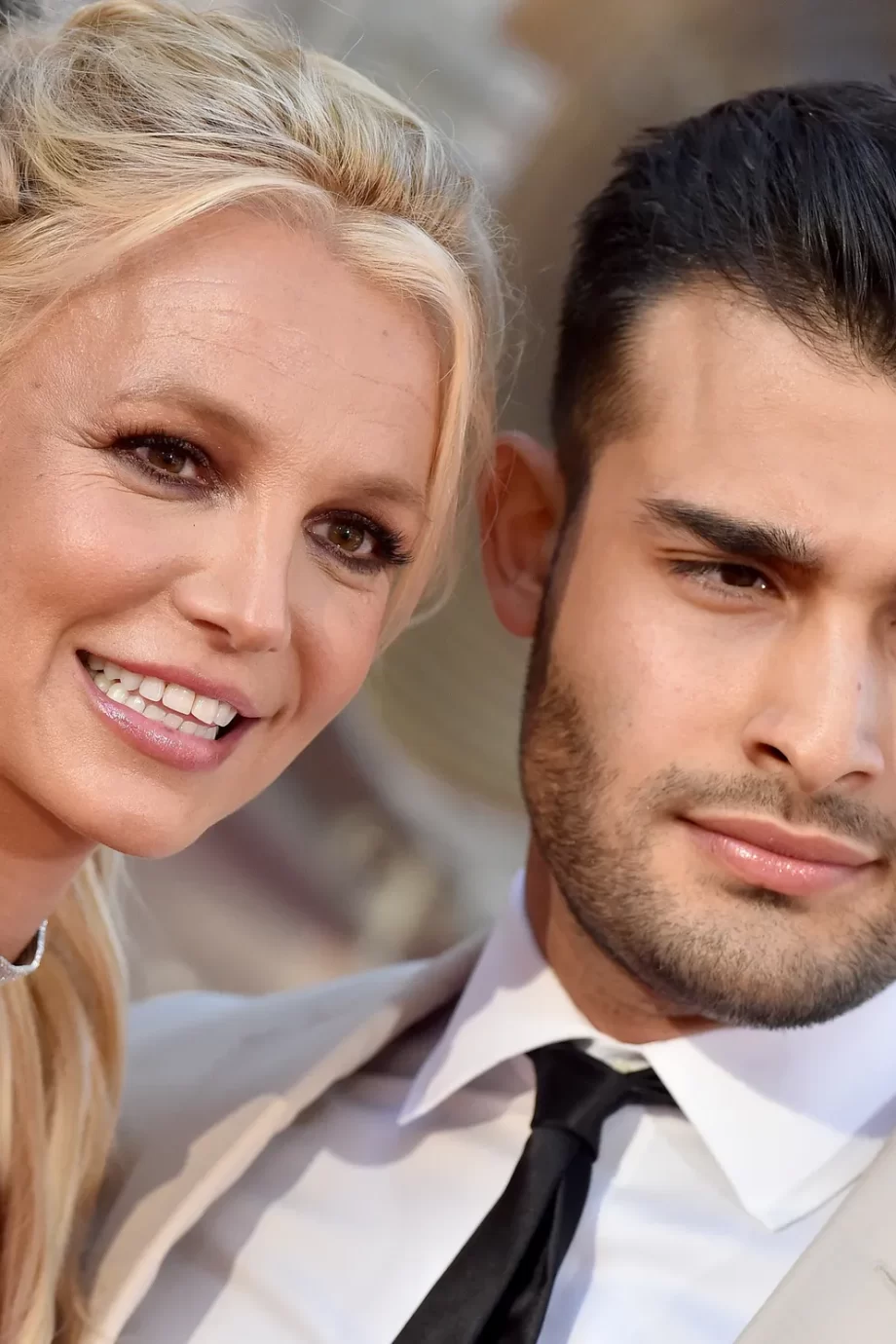 britney-spears-en-sam-asghari-zijn-naar-verluidt-uit-elkaar-265074