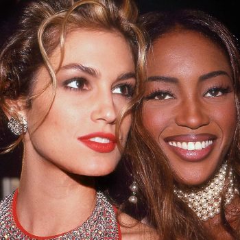 21-geweldige-fotos-van-supermodellen-uit-de-jaren-90-die-we-even-vergeten-waren-265008