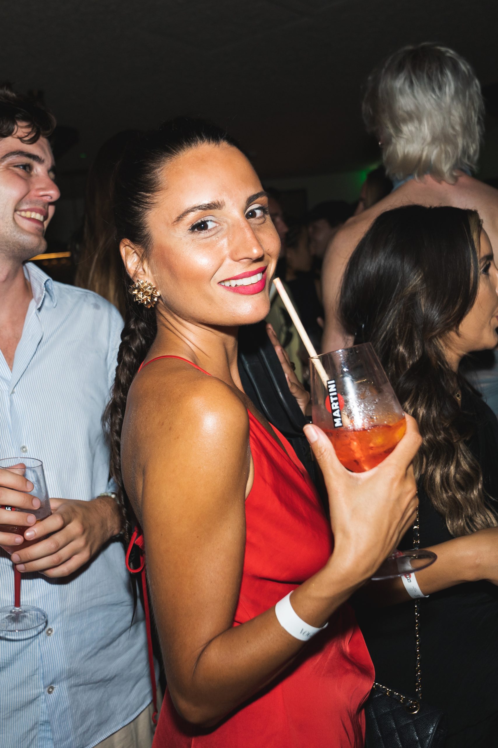 Een gast op de dansvloer