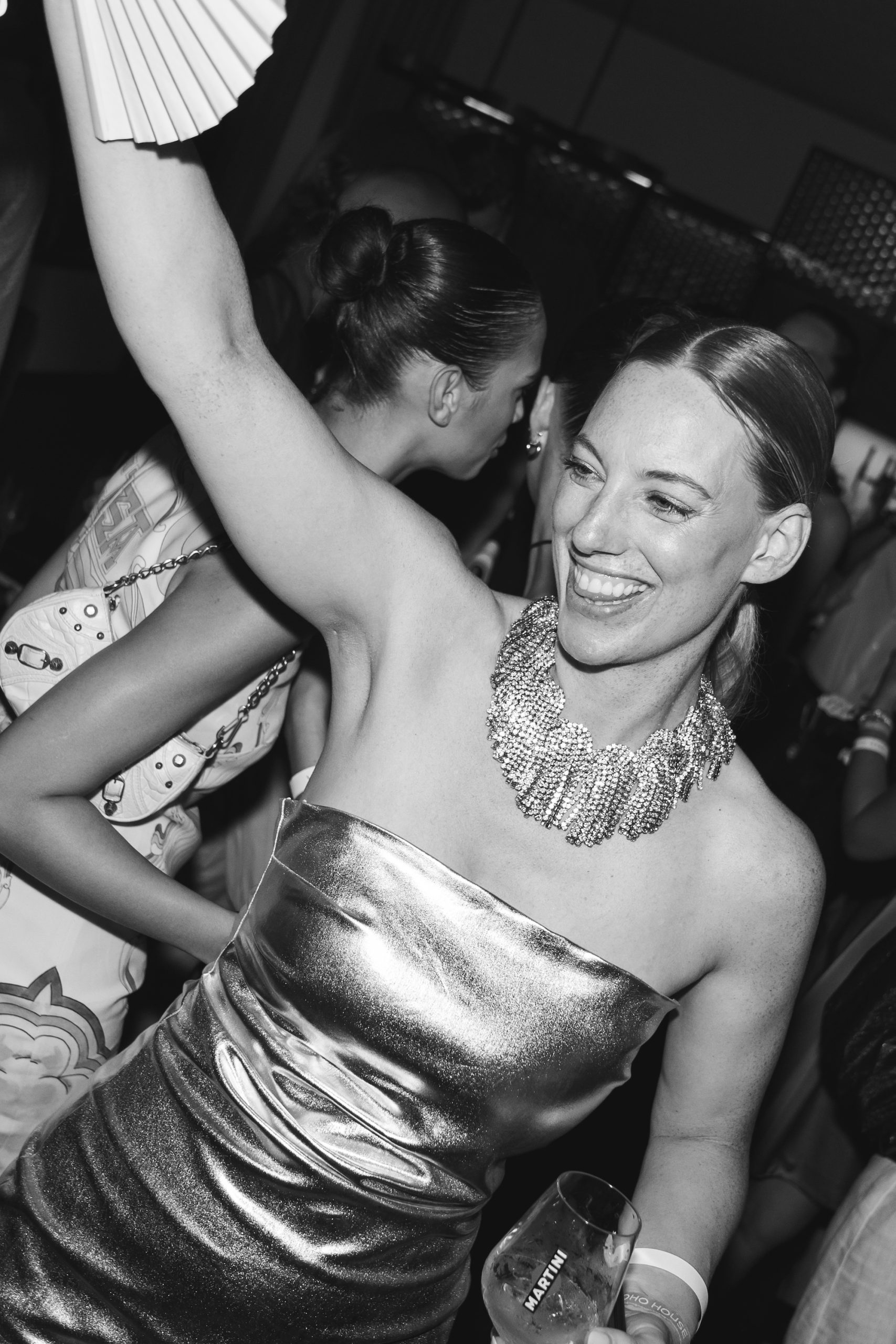 Een gast op de dansvloer