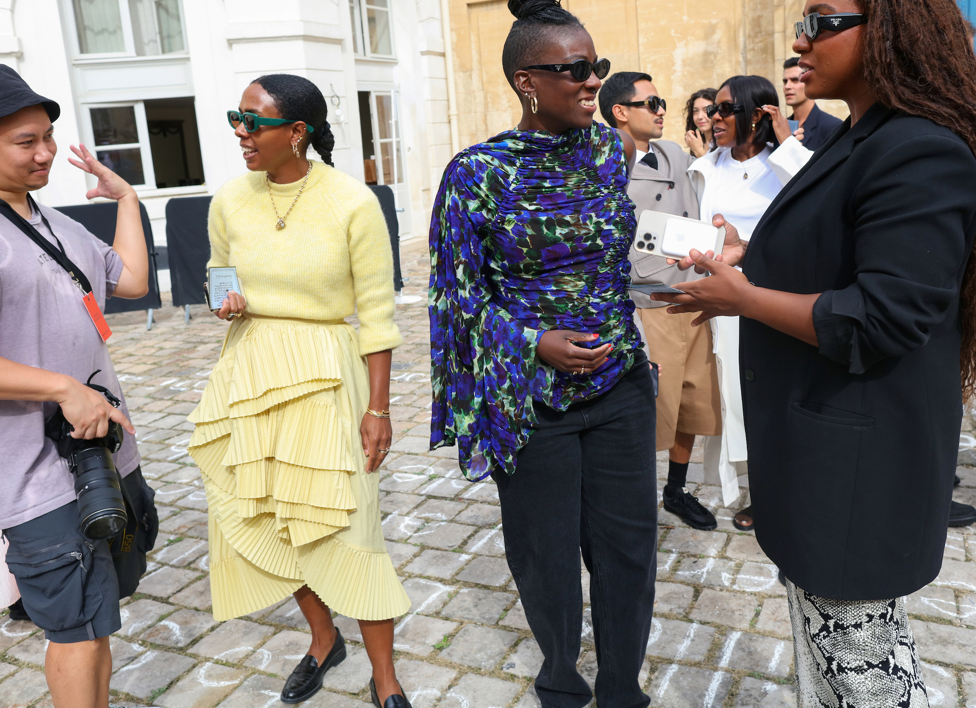 Streetstyle tijdens Paris Fashion Week lente/zomer 2024