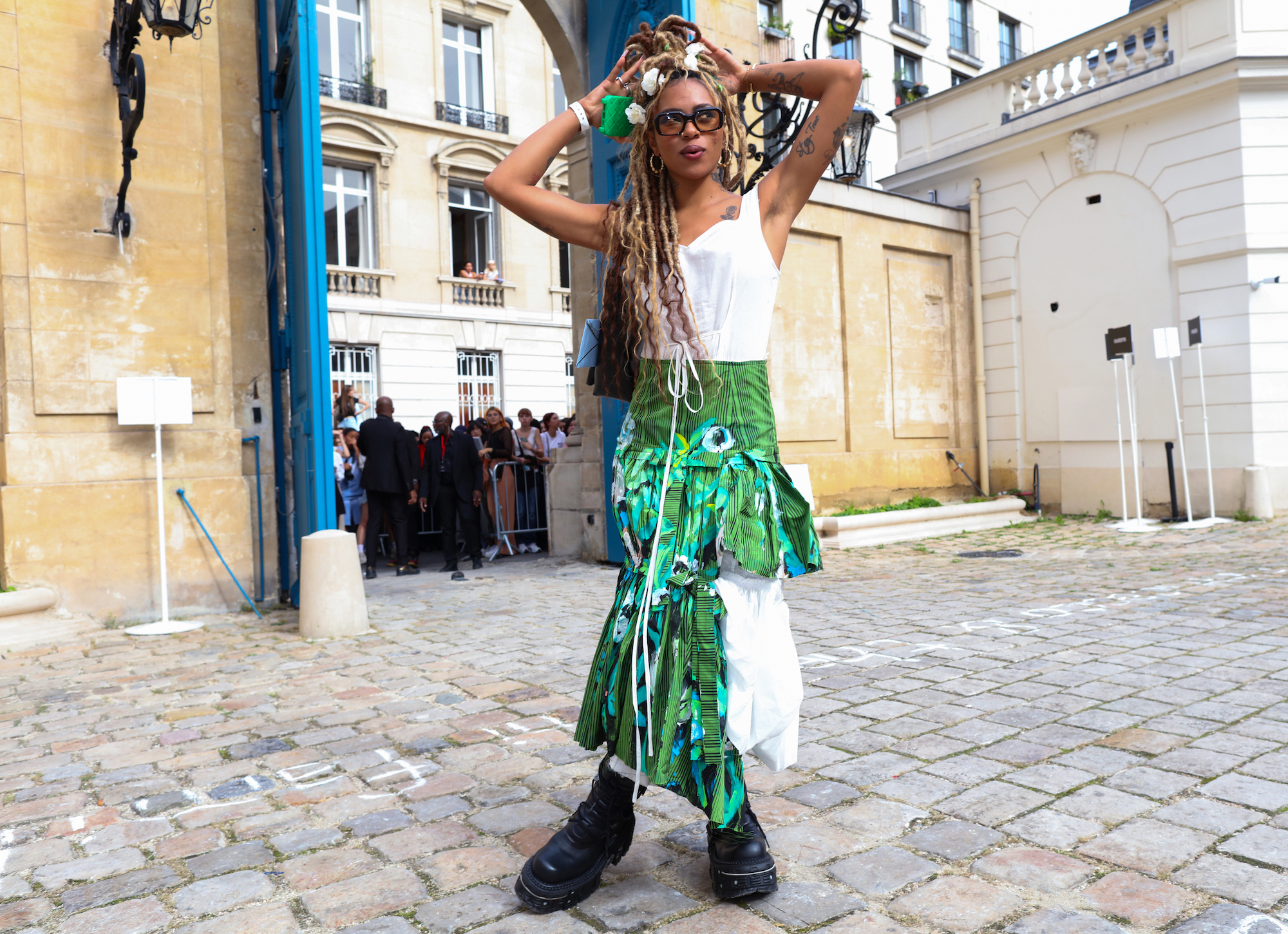 Streetstyle tijdens Paris Fashion Week lente/zomer 2024