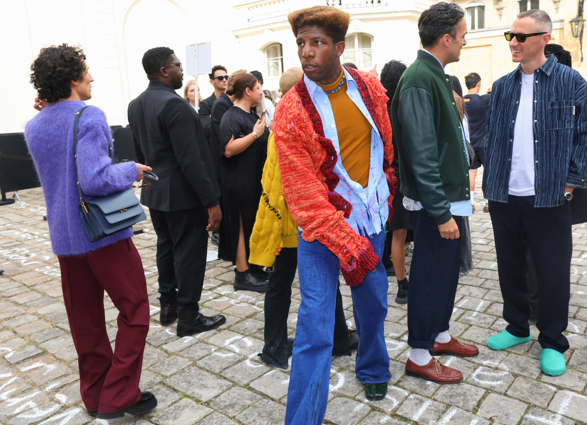 Streetstyle tijdens Paris Fashion Week lente/zomer 2024