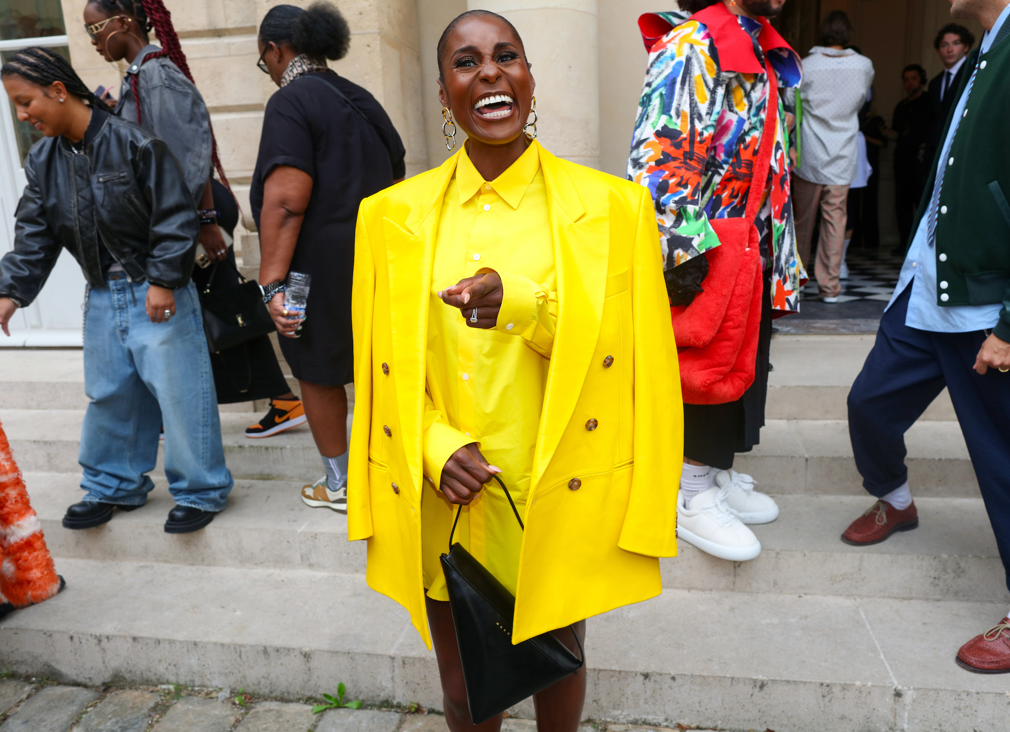 Streetstyle tijdens Paris Fashion Week lente/zomer 2024