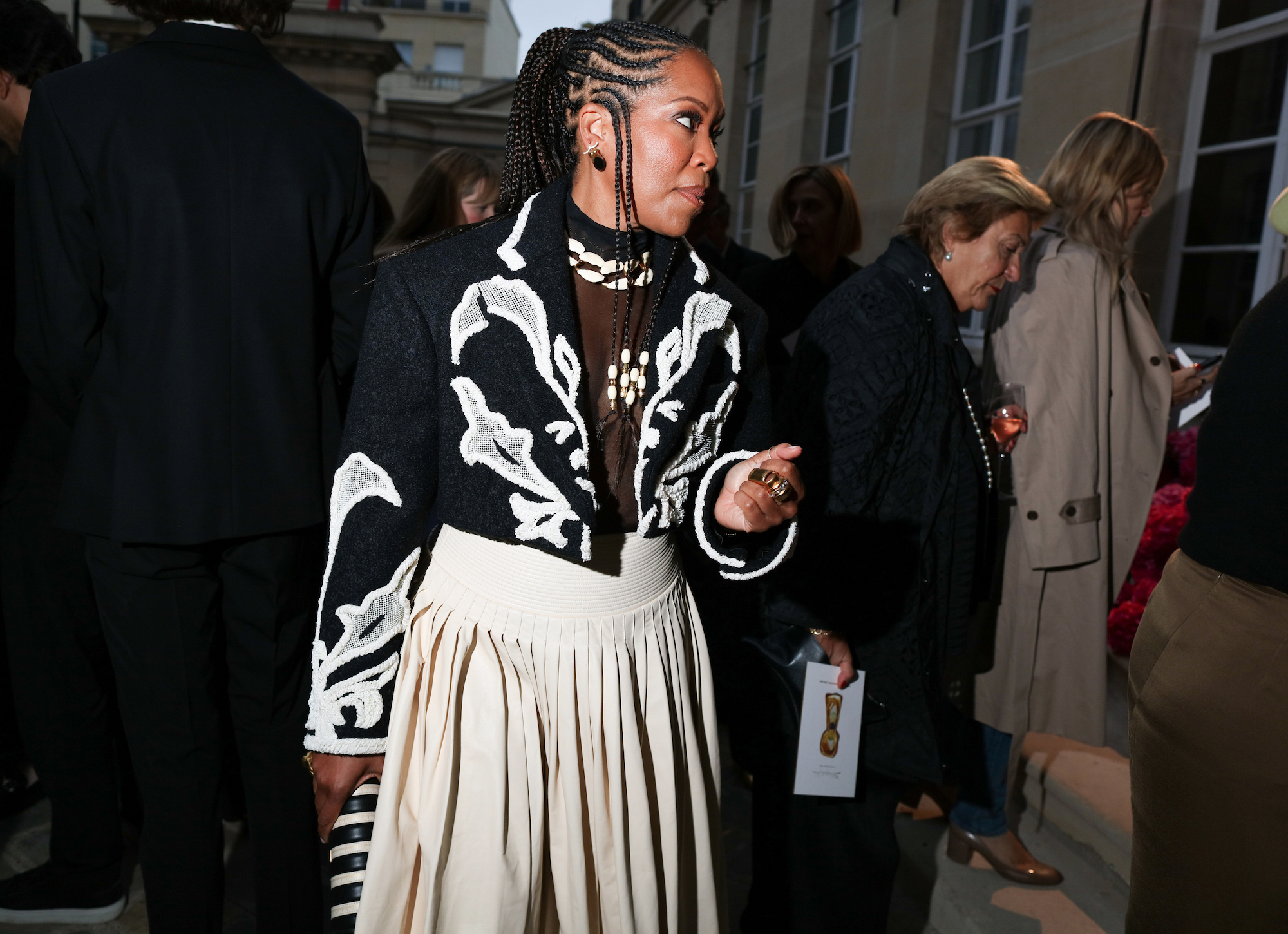 Streetstyle tijdens Paris Fashion Week lente/zomer 2024