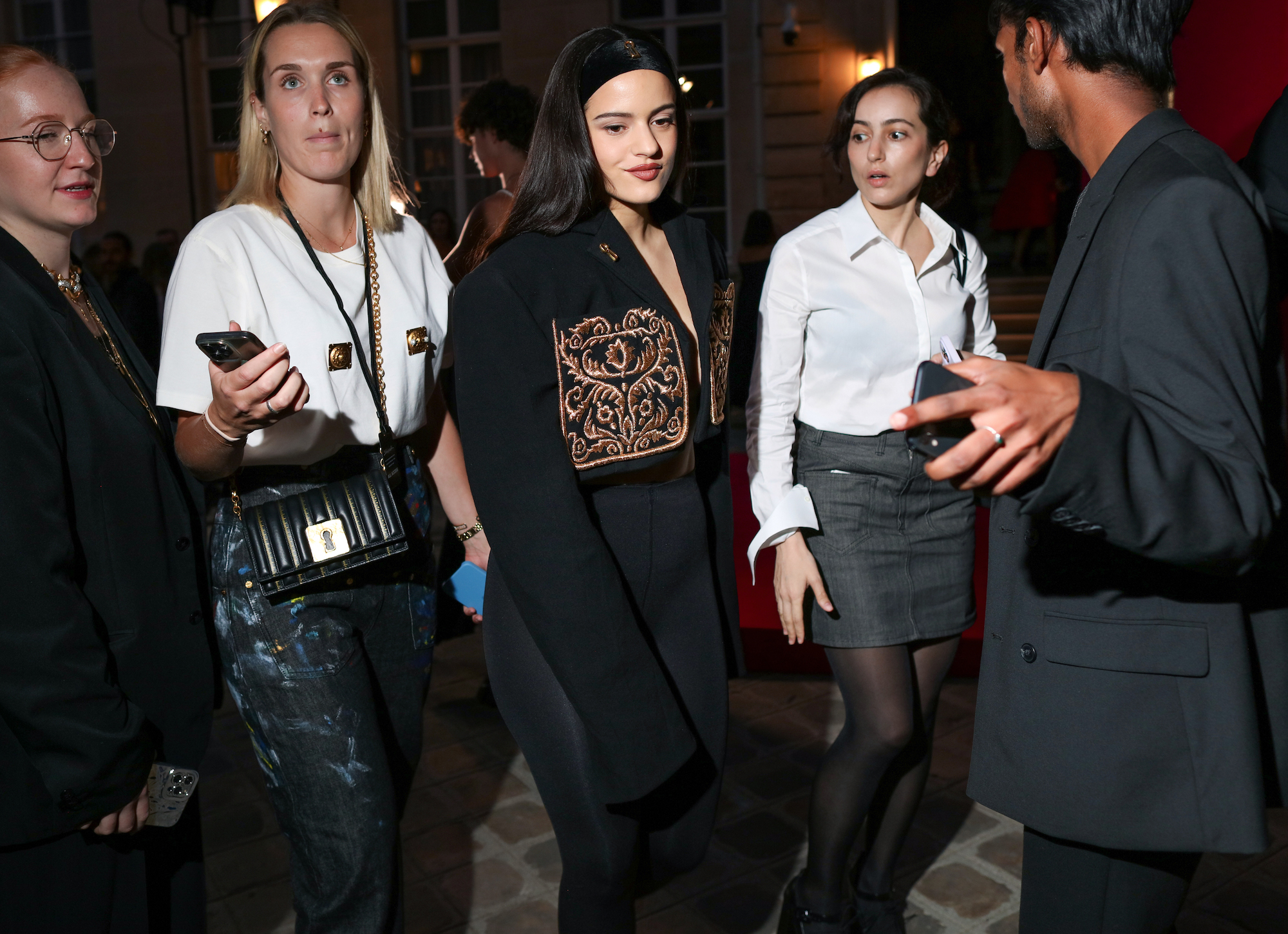 Streetstyle tijdens Paris Fashion Week lente/zomer 2024