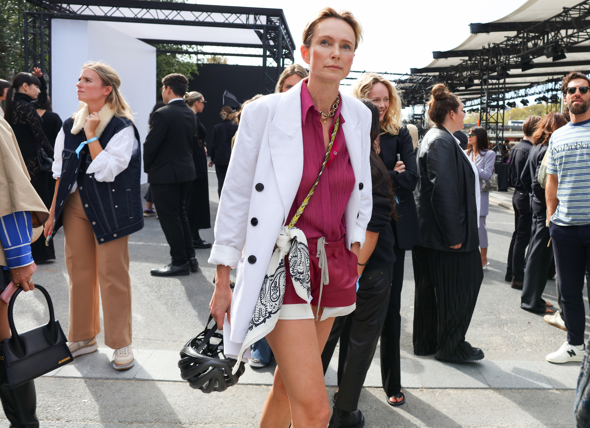 Streetstyle tijdens Paris Fashion Week lente/zomer 2024