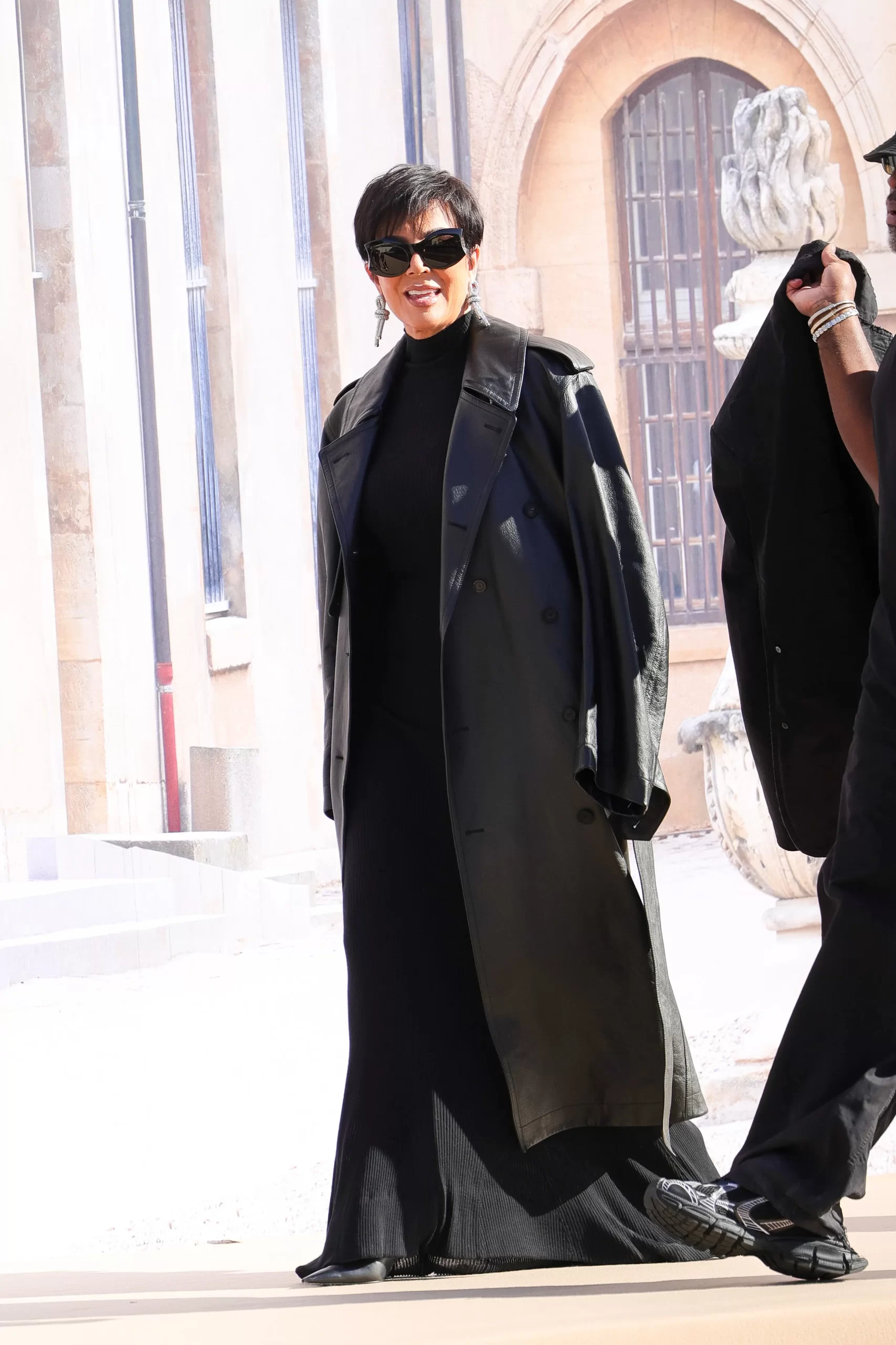 Kris Jenner bij Balenciaga