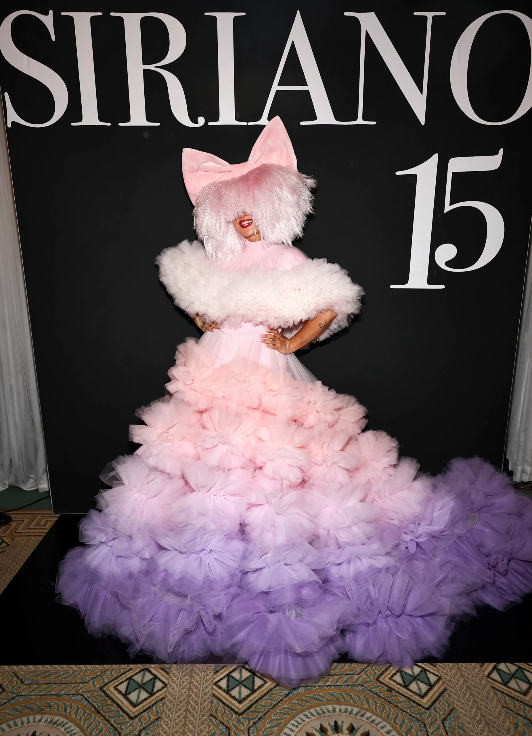 Sia bij Christian Siriano.