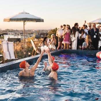 zo-zagen-de-fashionable-gasten-eruit-van-de-spectaculaire-rooftop-party-van-vogue-martini-en-soho-house-267215