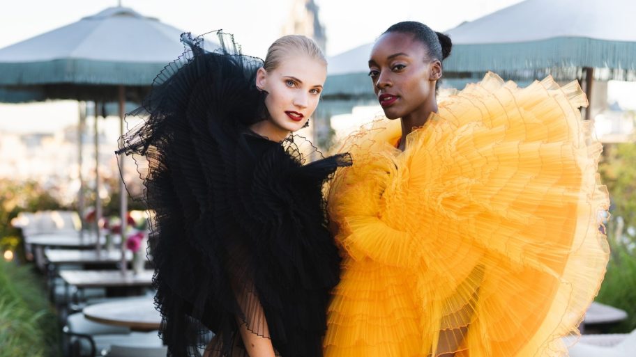 zo-zagen-de-fashionable-gasten-eruit-van-de-spectaculaire-rooftop-party-van-vogue-martini-en-soho-house-270898