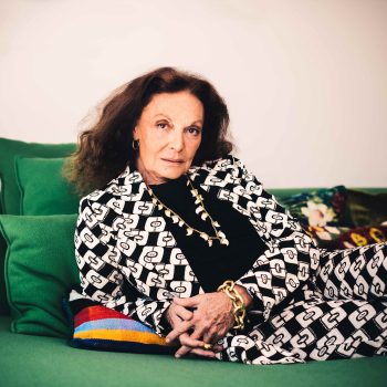 de-documentaire-over-diane-von-furstenberg-is-nu-te-zien-ze-zeggen-dat-ik-deuren-opende-voor-andere-vrouwen-271375