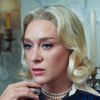 bekijk-de-adembenemende-eerste-beelden-van-naomi-watts-chloe-sevigny-en-demi-moore-in-feud-capote-vs-the-swans-271666