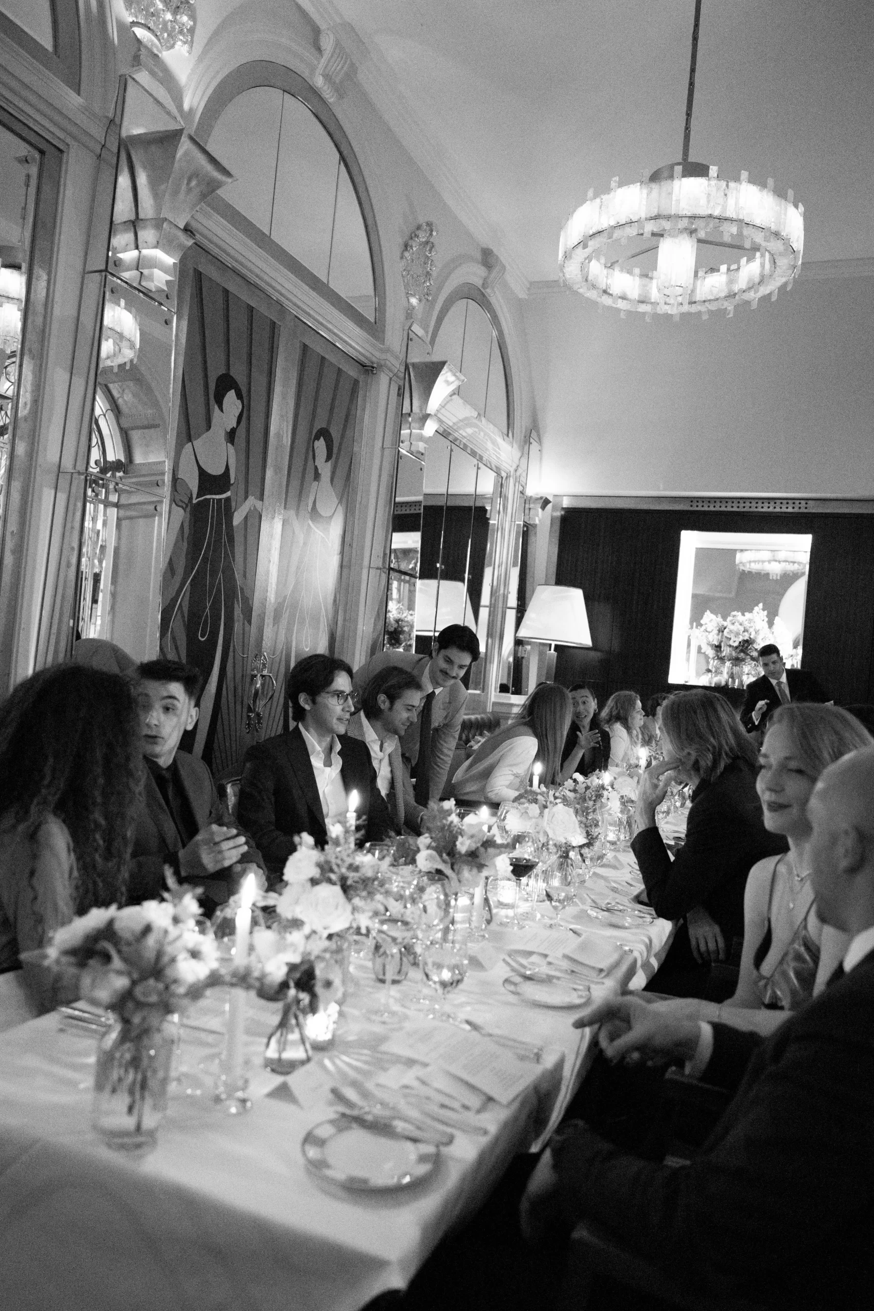 Diner voor 20 personen in de privé-eetkamer.