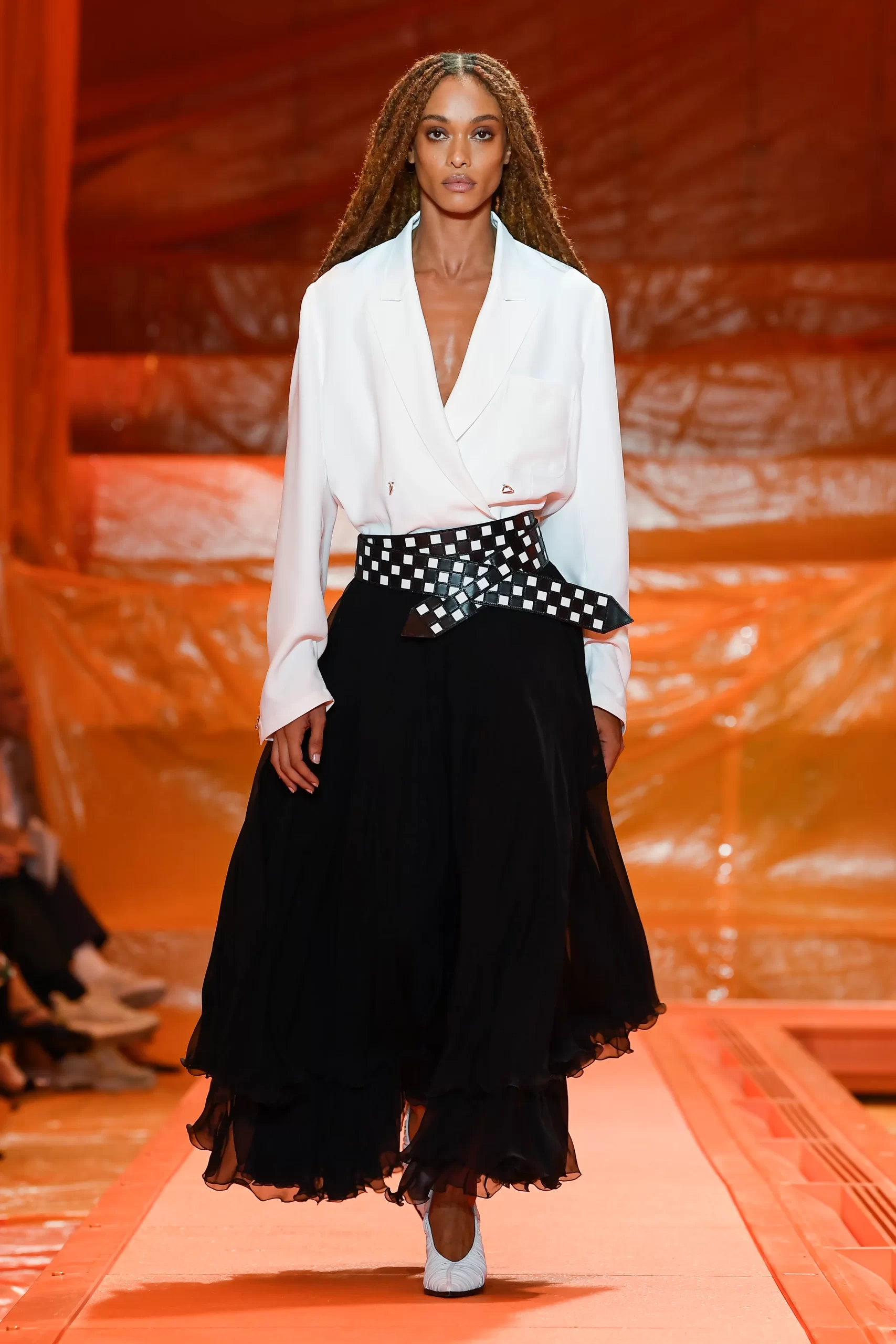 Een look van de nieuwe Louis Vuitton-collectie