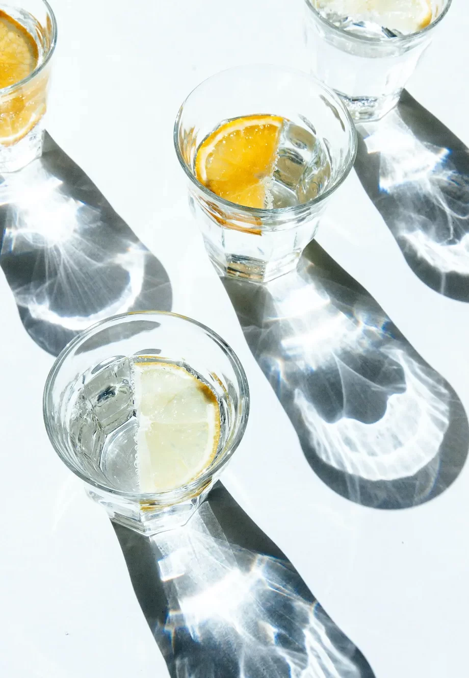dit-is-hoeveel-water-je-volgens-experts-per-dag-zou-moeten-drinken-272721