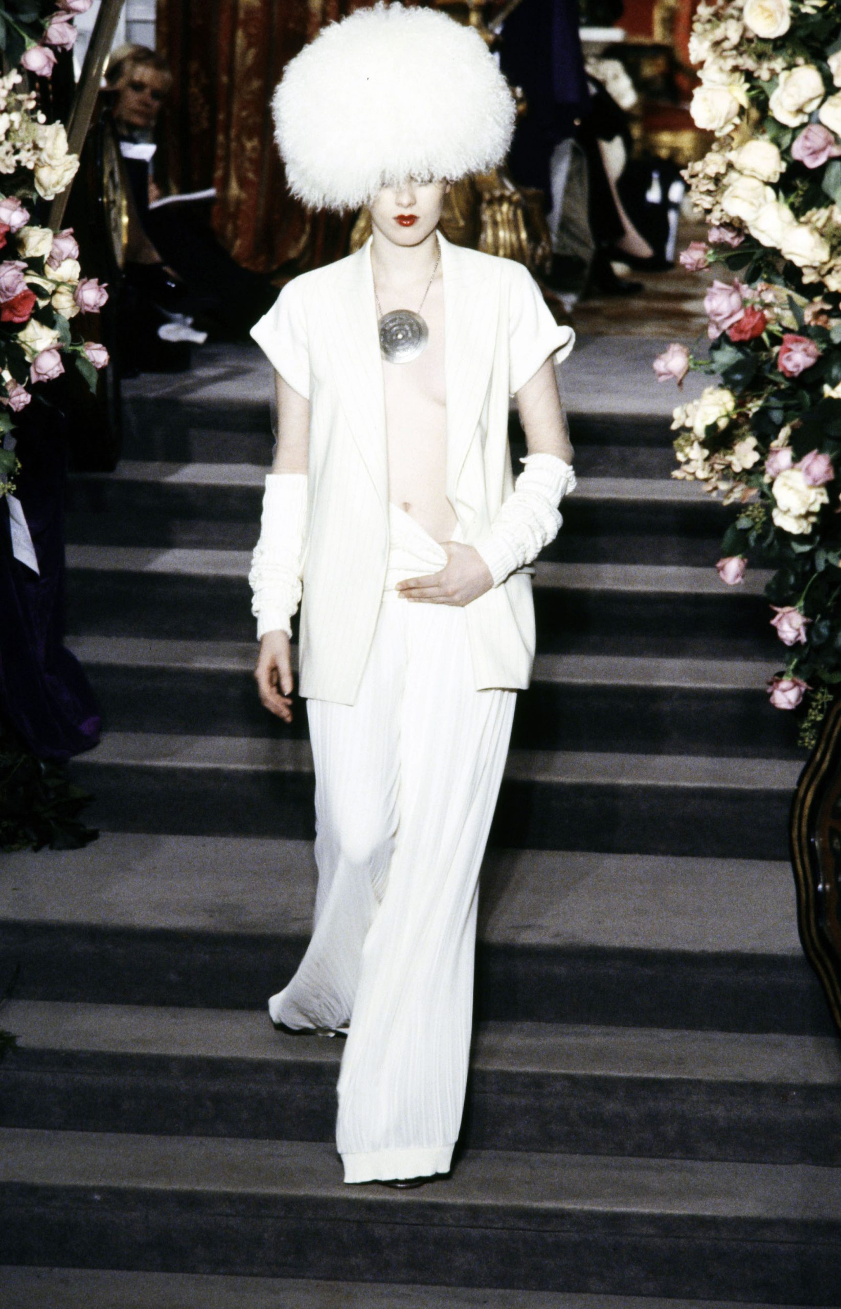 De beste catwalkmomenten van Karen Elson: Christian Dior lente/zomer 1999